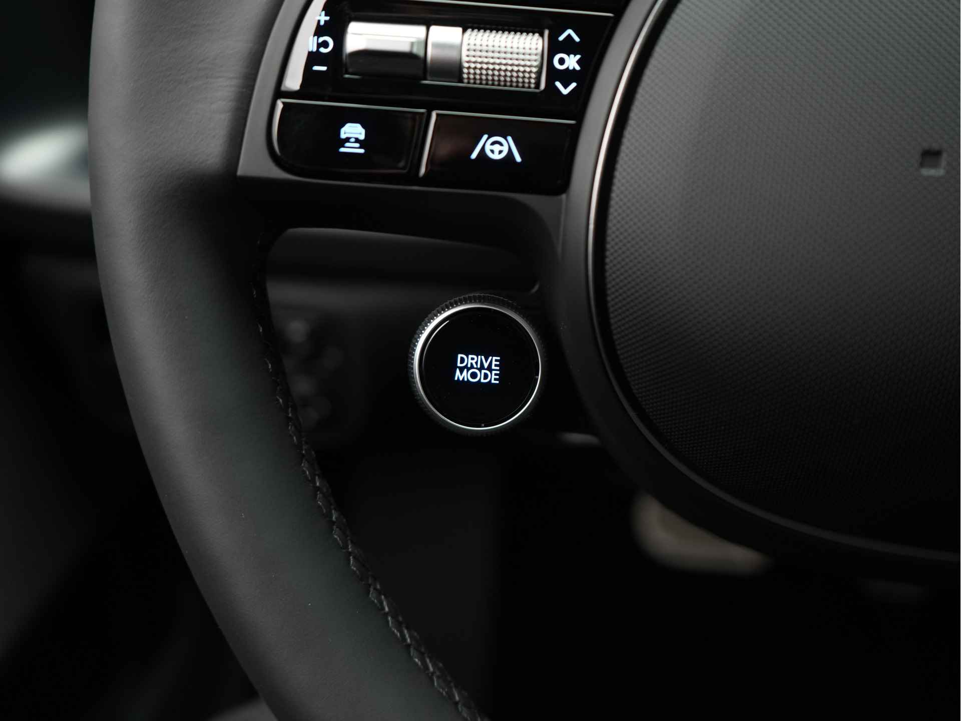 Hyundai IONIQ 6 77 kWh First Edition AWD | € 8.999,- Voorraad Voordeel !! - 19/39
