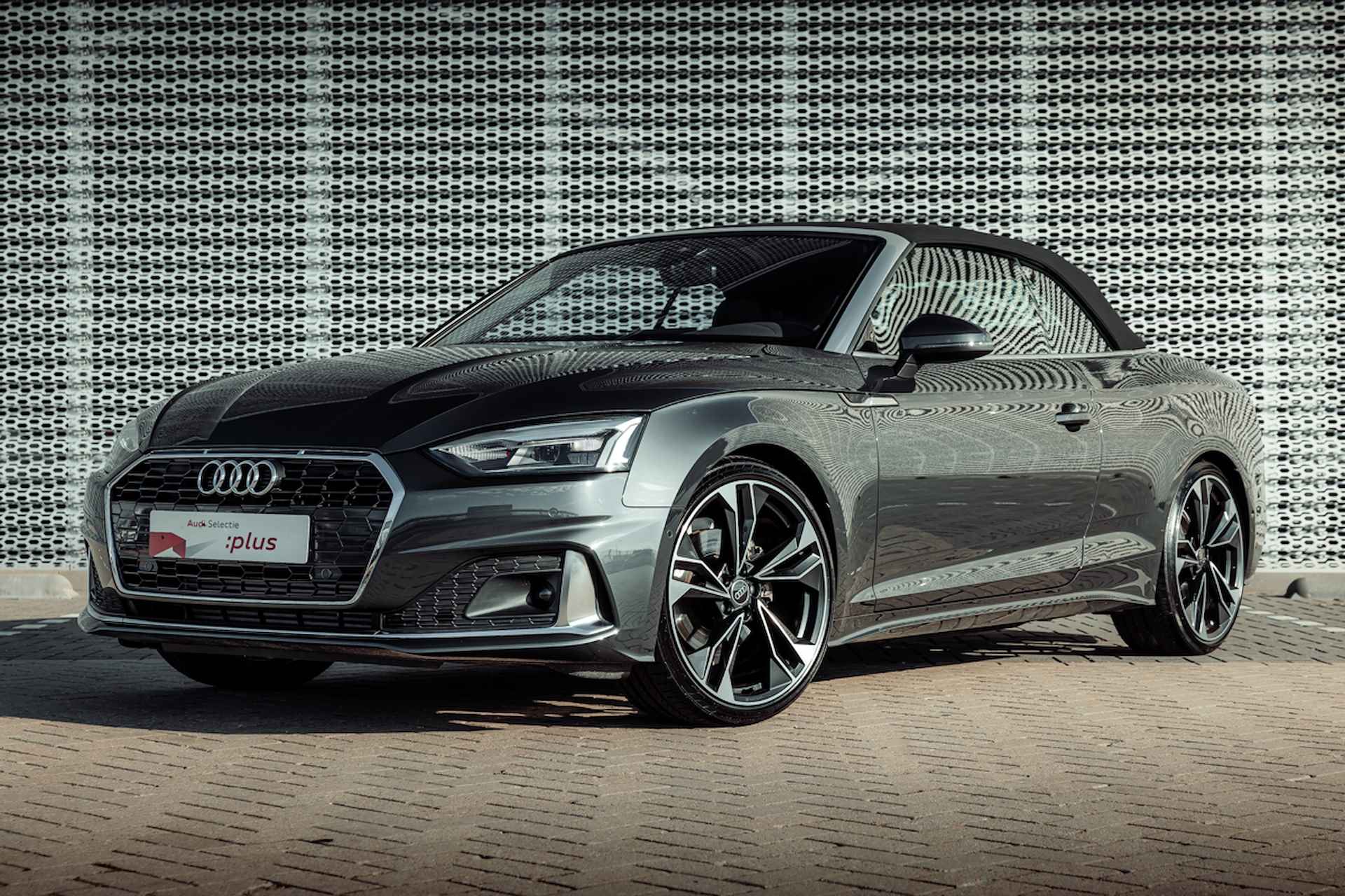 Audi A5 Cabriolet 35 TFSI 150pk s-tronic Advanced | Nieuw 78k | Trekhaak | Tour pakket | Winterpakket | Stuurverwarming | Sportstoelen | Leder-Dinamica | 20" LM velgen | Windscherm - 3/31