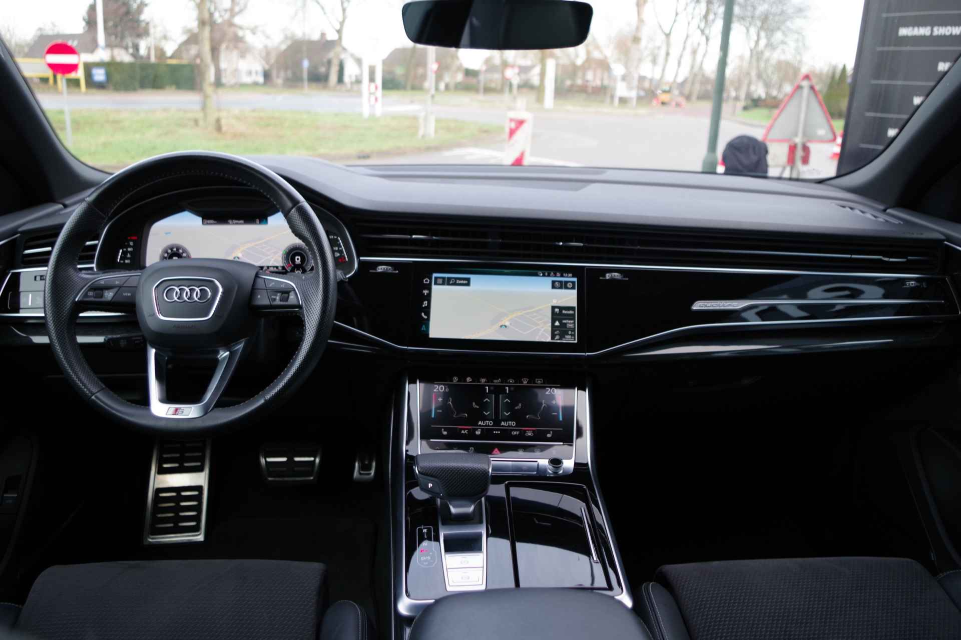 Audi Q8 55 TFSI 340 PK Quattro Pro Line Plus, ABT, Panoramadak, B&O, Elekt. Trekhaak, Luchtvering, Memory - 15/57