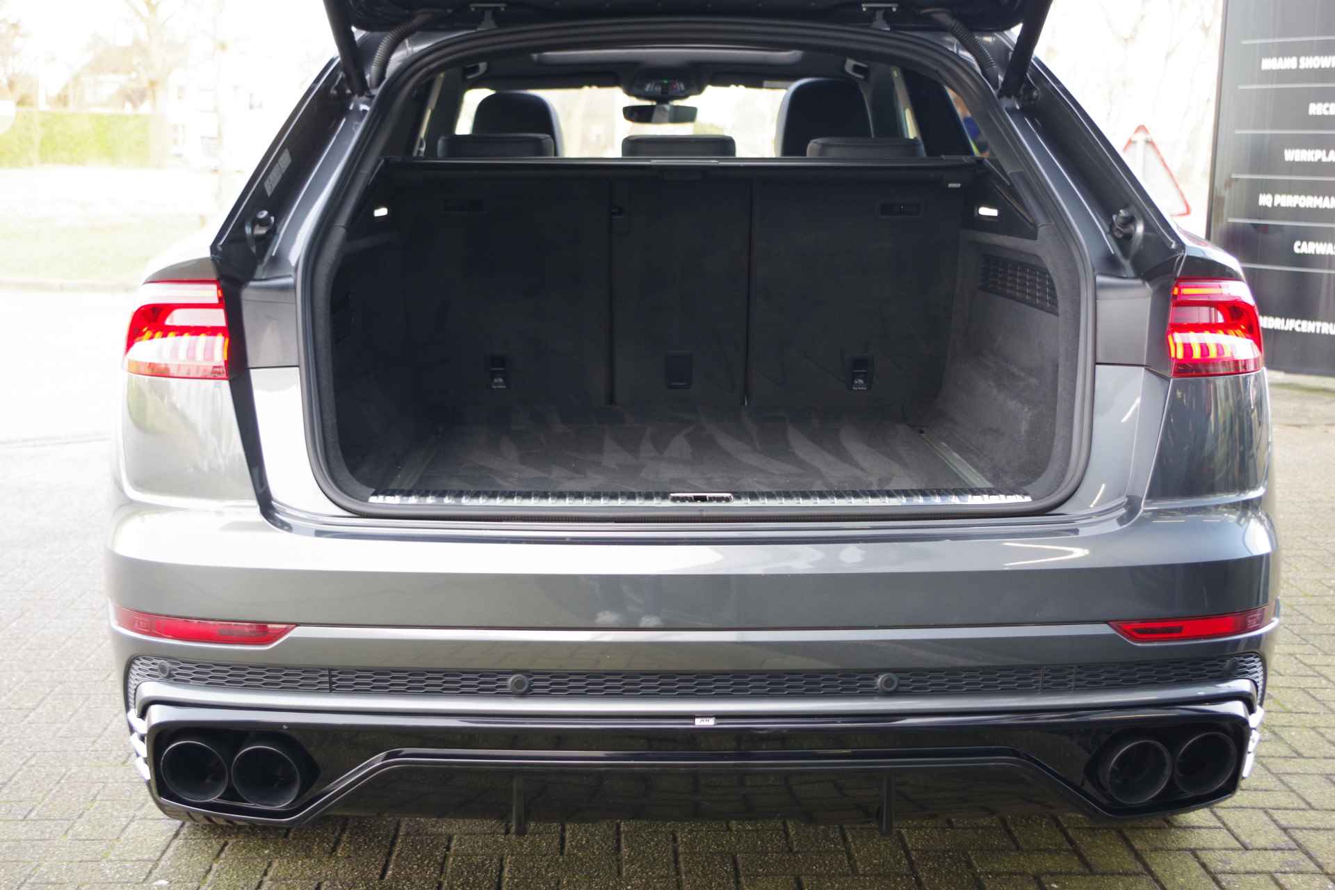 Audi Q8 55 TFSI 340 PK Quattro Pro Line Plus, ABT, Panoramadak, B&O, Elekt. Trekhaak, Luchtvering, Memory - 39/57