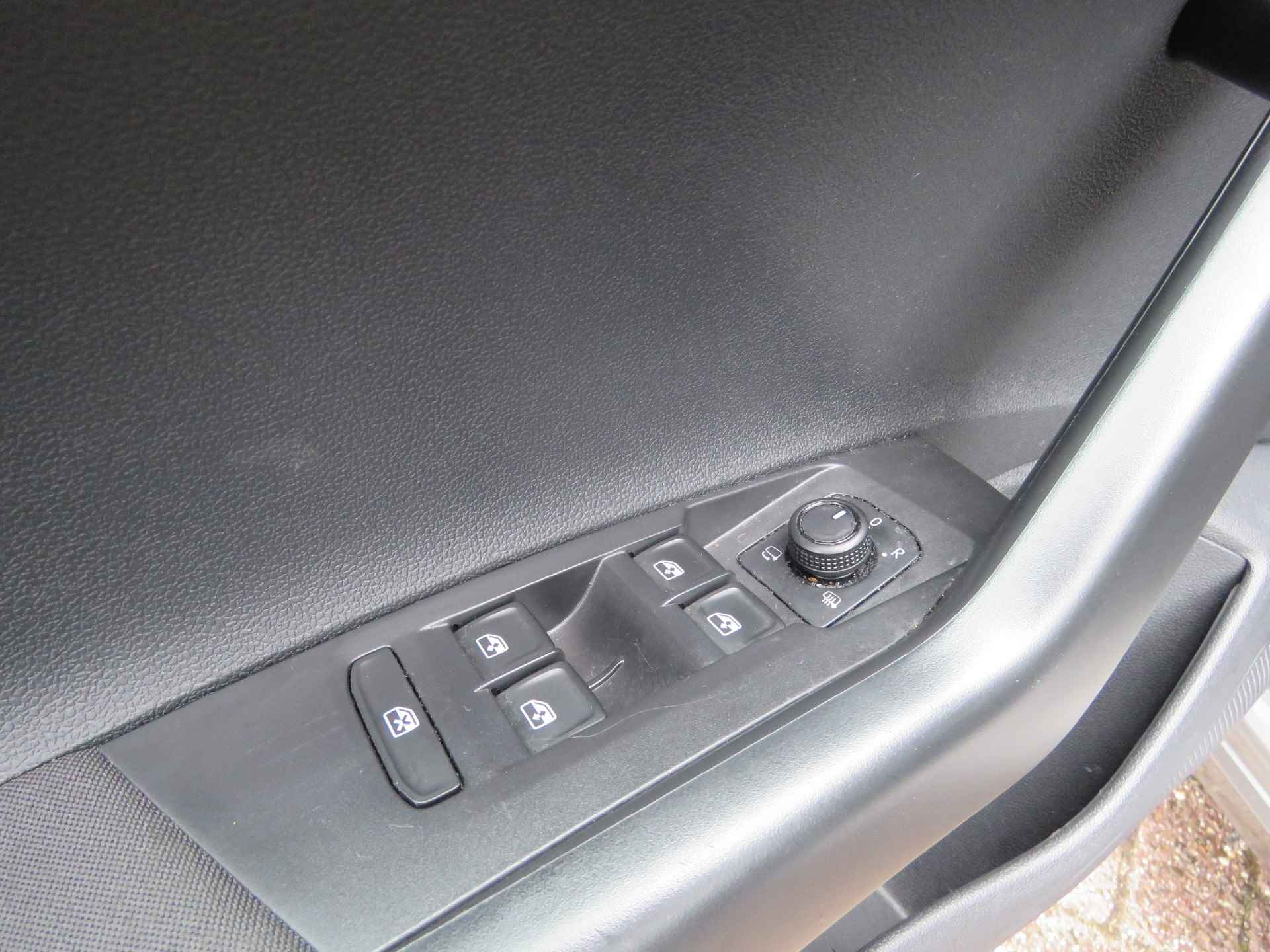 Volkswagen Polo 1.0 TSI DSG-Aut. Comfortline / Navi / Adap.cruise / BOVAG garantie - 35/46