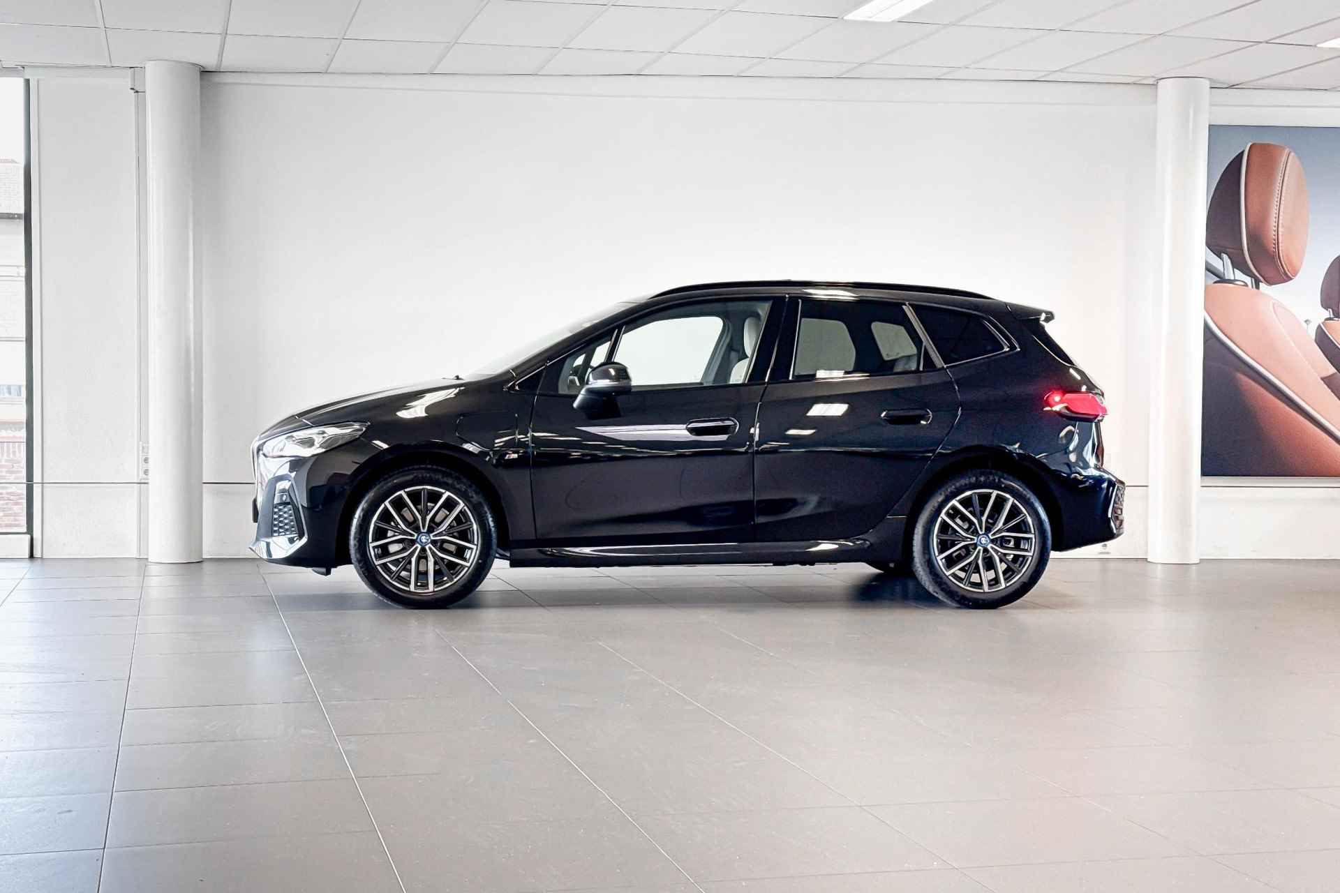 BMW 2 Serie Active Tourer 225e xDrive | M Sport | Premium Pack | Travel Pack - 2/25