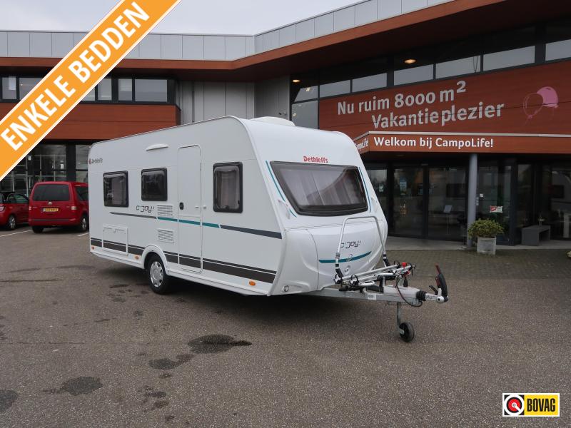 Dethleffs C'Joy 460 LE MET MOVER EN VOORTENT