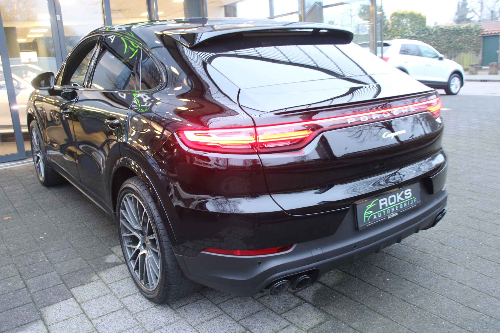 Porsche Cayenne Coupé 3.0 E-Hybrid SportChrono/Leder/Bose/Luchtvering/Panoramadak/21inch - 25/38