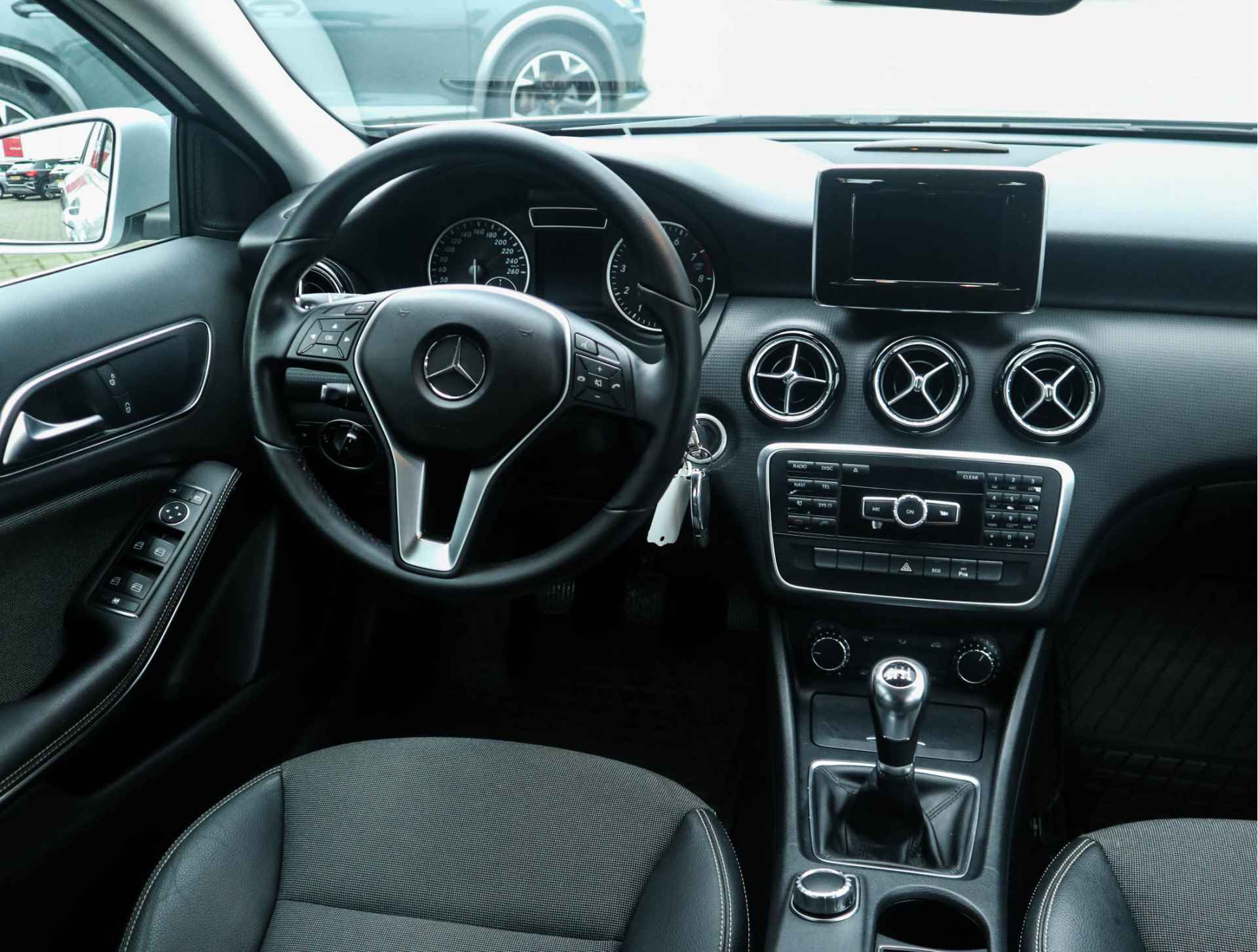 Mercedes-Benz A-Klasse 180 Navi/Clima/Cruise/Xenon - 5/26