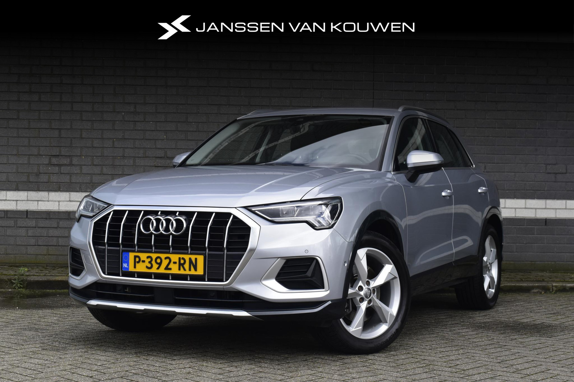 Audi Q3 40 TFSI quattro Advanced Pro Line Business / Virtual / Matrix / Sportstoelen / Trekhaak