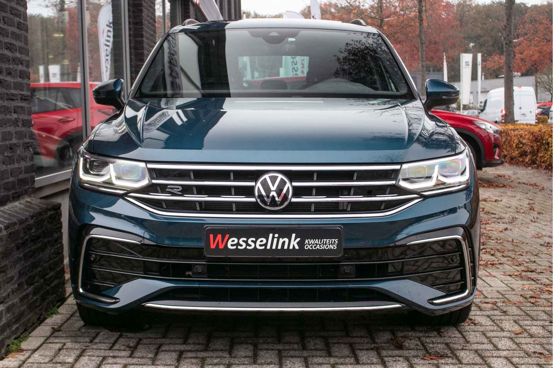 Volkswagen Tiguan 1.4 TSI eHybrid R-Line Business+ - All-in rijklrprs | Navi | Elekt. panodak | Camera - 10/45