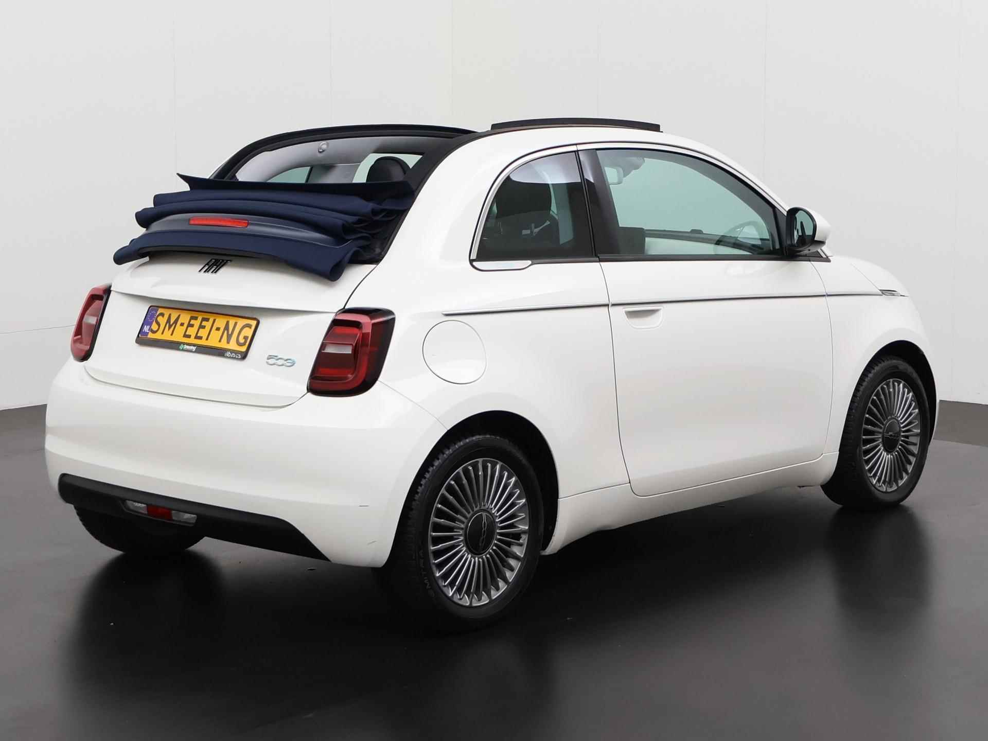 Fiat 500e Cabrio 42 kWh | Virtual Cockpit | Apple Carplay | LED | Zondag Open! - 4/35