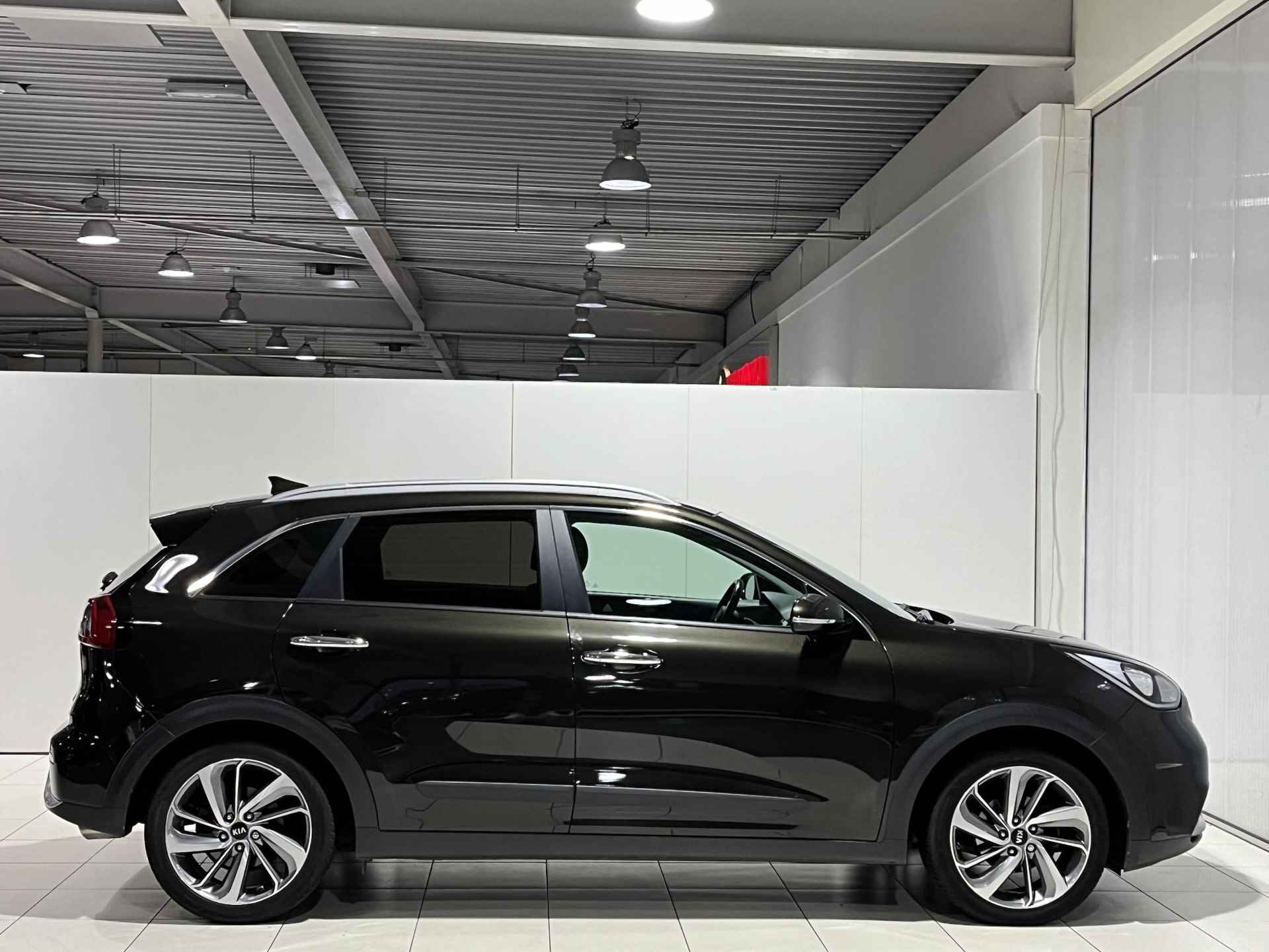 Kia Niro 1.6 GDi Hybrid First Edition | Apple CarPlay/Android auto | Trekhaak afneembaar | 100% onderhouden | Supernette auto! - 18/34