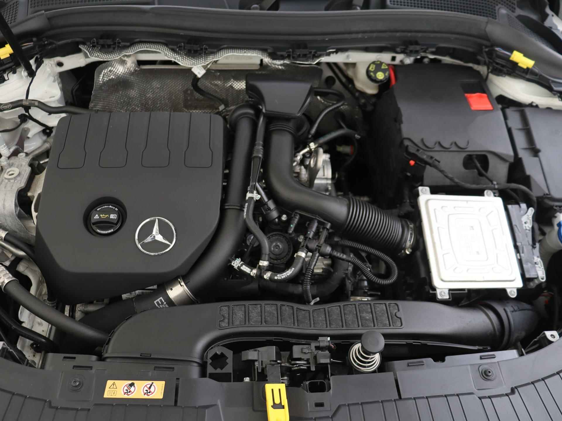 Mercedes-Benz GLA-klasse 200 Business Solution AMG Keyless / Night pakket / Premium Sound / - 11/33