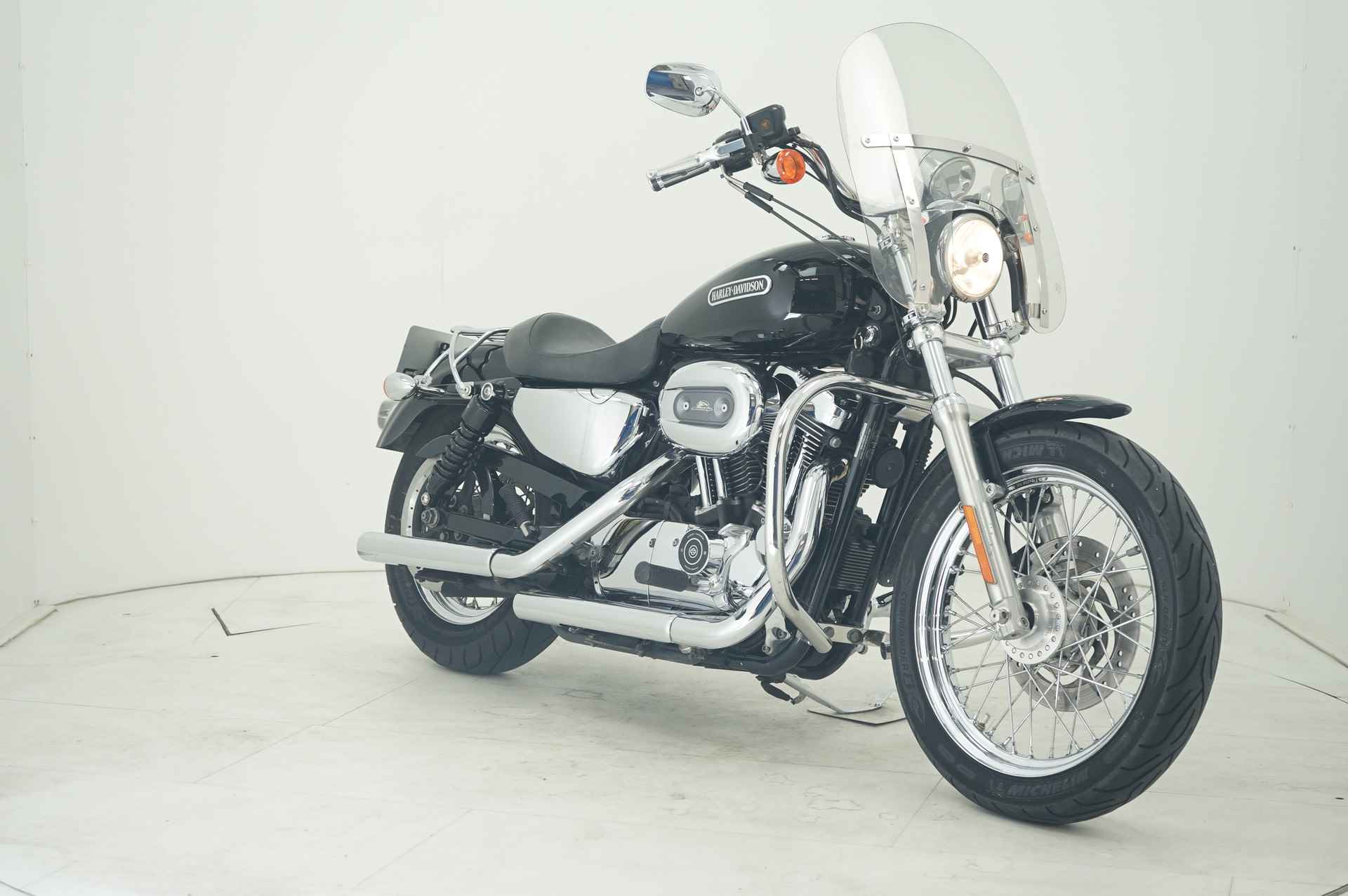 Harley-Davidson XL 1200 LOW SPORTSTER - 2/16