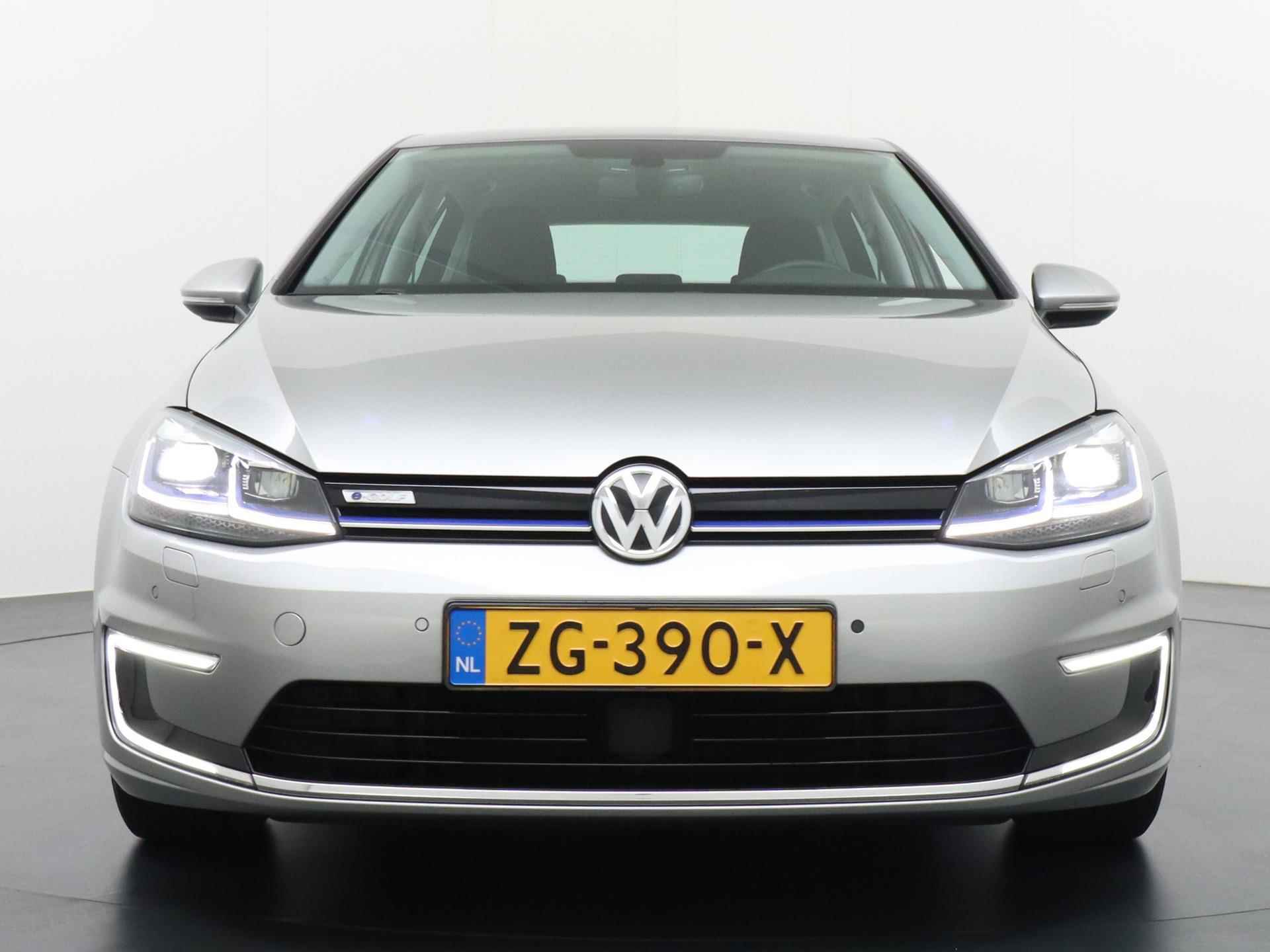 Volkswagen E-Golf E-Golf VAN 16.900 VOOR 14.877 UW EINDEJAARSVOORDEEL: 2.023 | ADAP. CRUISE | RIJKLAAR INCL. 12 MND. BOVAGGARANTIE - 4/47