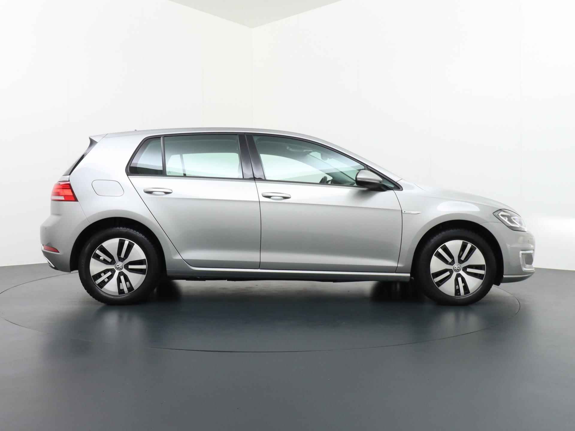 Volkswagen E-Golf E-Golf VAN 16.900 VOOR 14.877 UW EINDEJAARSVOORDEEL: 2.023 | ADAP. CRUISE | RIJKLAAR INCL. 12 MND. BOVAGGARANTIE - 9/47