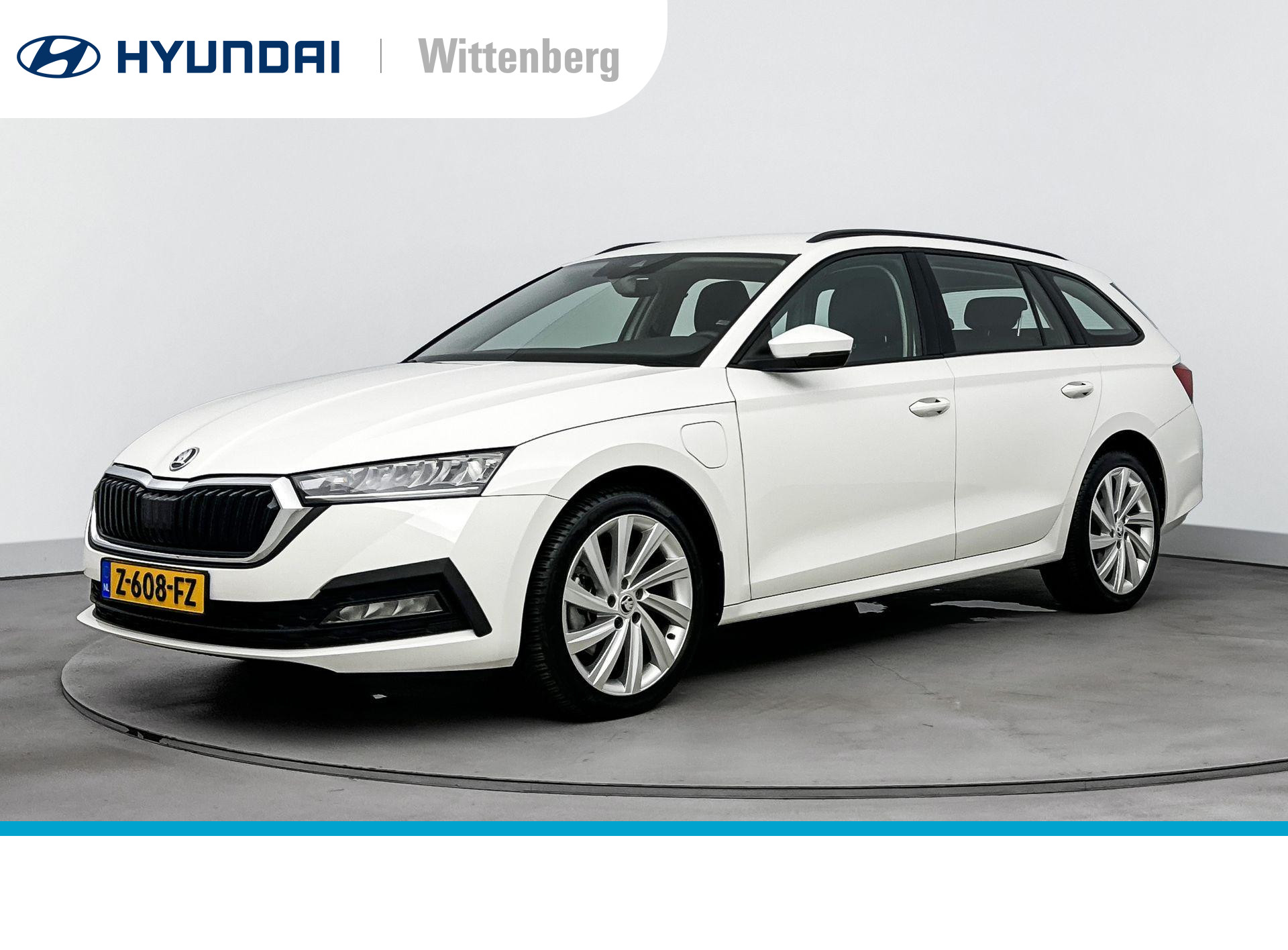 Skoda Octavia Combi 1.4 TSI iV PHEV | Plug-in | Apple Carplay | Android Auto | Parkeersensoren |