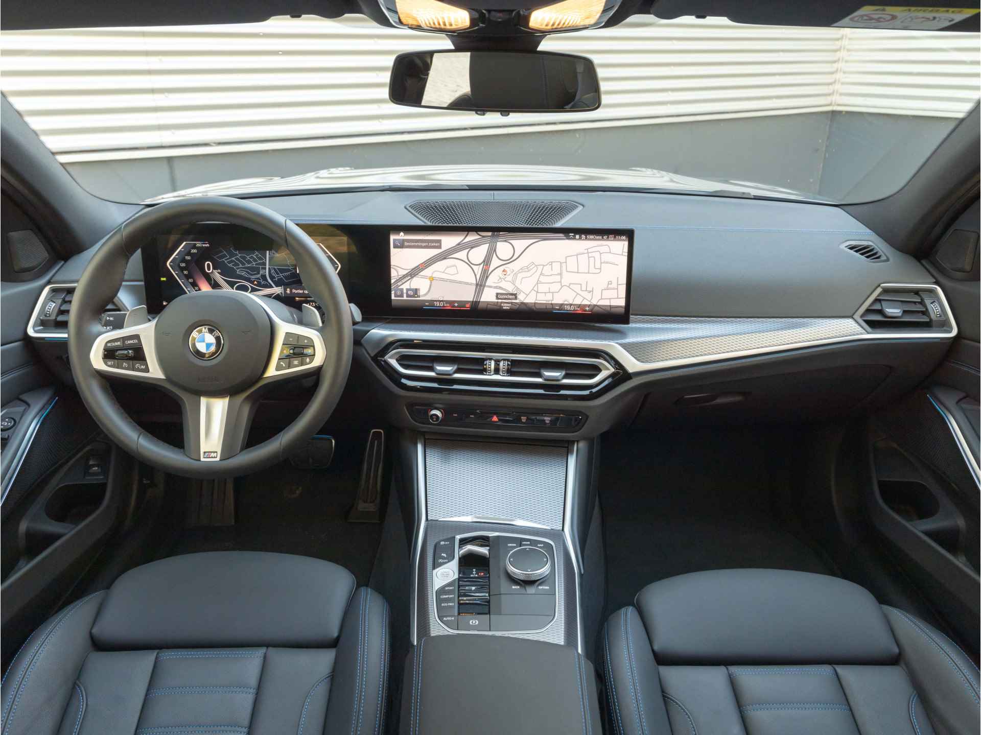 BMW 3 Serie Touring 318i M-Sport - Pano - Trekhaak - Widescreen - Hifi - Camera - 14/41