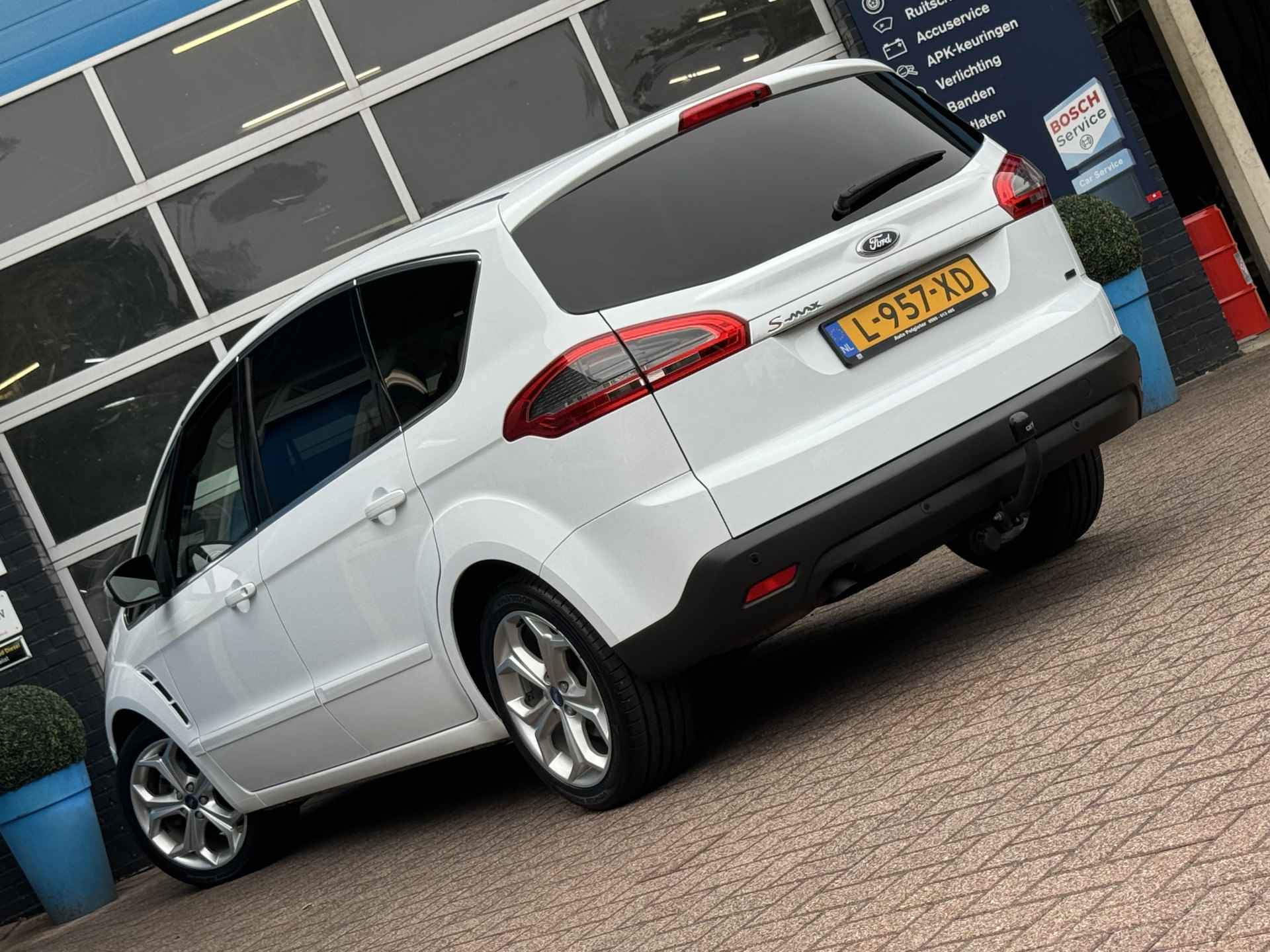 Ford S-Max 1.6 EcoBoost Titanium | Climate Control | Cruise Control | Airco | Rijklaar + 12 Maand Autotrust Garantie! - 33/38