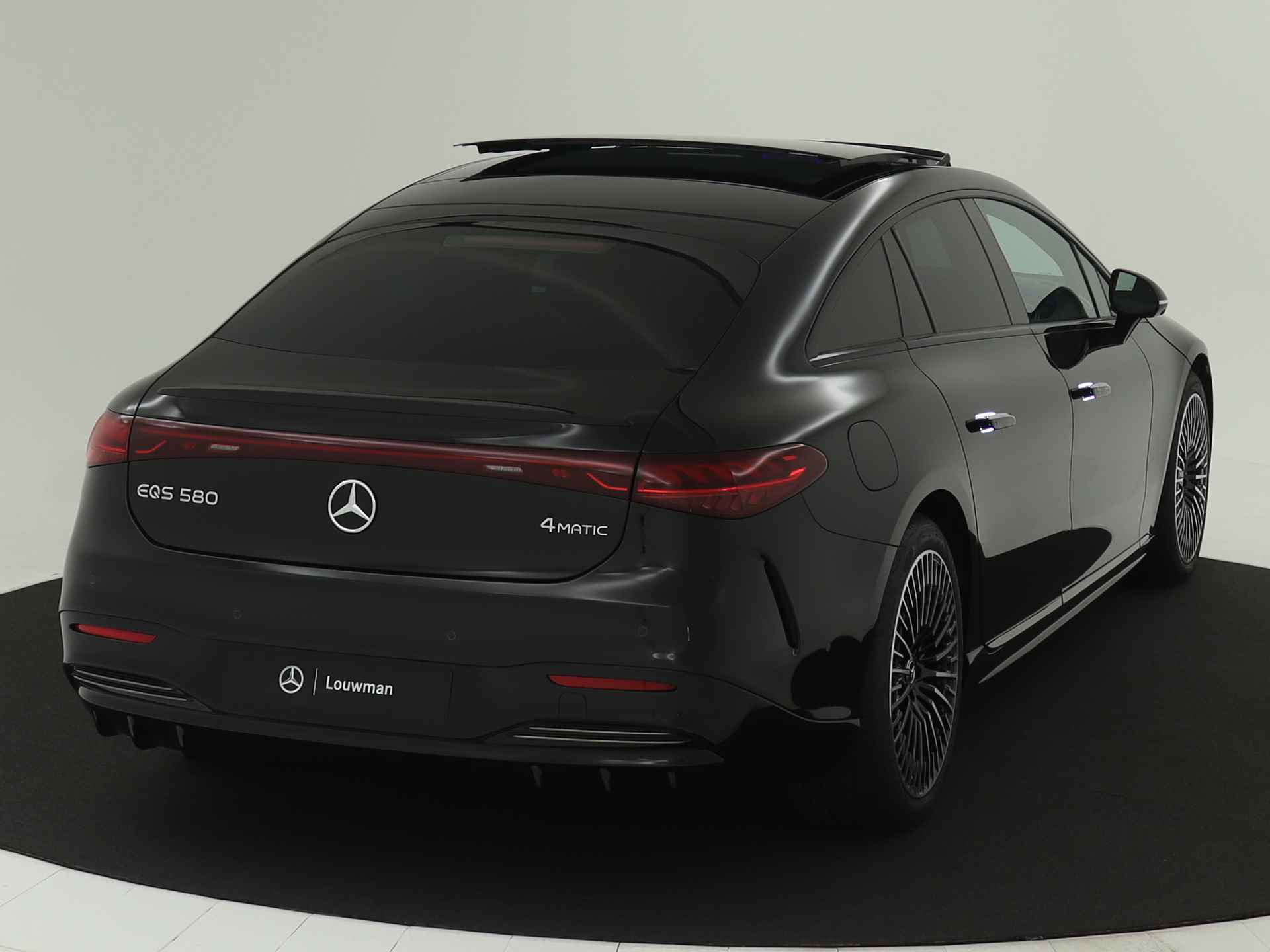 Mercedes-Benz EQS 580 4MATIC AMG Line 108kWh | Premium Plus pakket | Nightpakket | Dashcam | Achterasbesturing tot 10° | Garagedeuropener | Akoestiekcomfortpakket | KEYLESS GO-comfortpakket | - 14/31