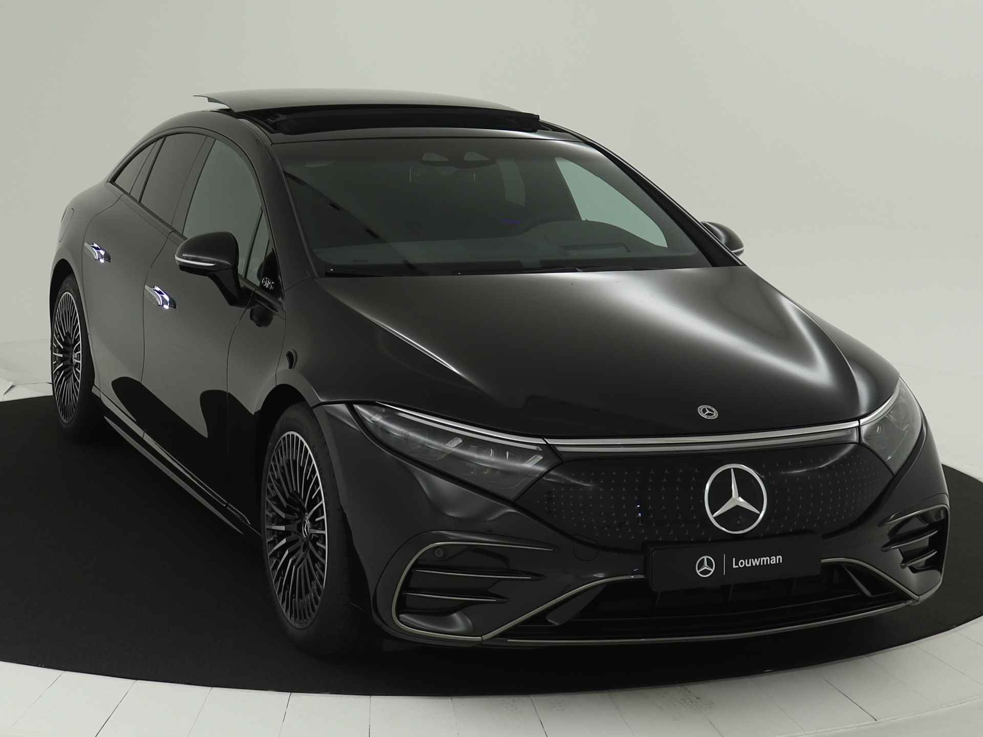 Mercedes-Benz EQS 580 4MATIC AMG Line 108kWh | Premium Plus pakket | Nightpakket | Dashcam | Achterasbesturing tot 10° | Garagedeuropener | Akoestiekcomfortpakket | KEYLESS GO-comfortpakket | - 27/31