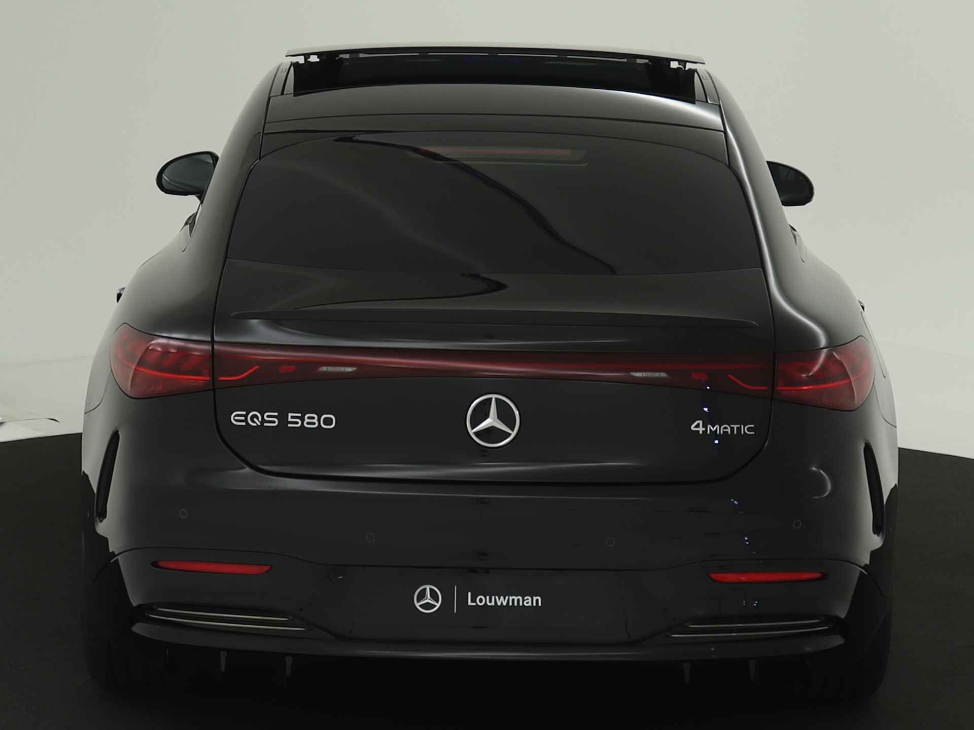 Mercedes-Benz EQS 580 4MATIC AMG Line 108kWh | Premium Plus pakket | Nightpakket | Dashcam | Achterasbesturing tot 10° | Garagedeuropener | Akoestiekcomfortpakket | KEYLESS GO-comfortpakket | - 28/31
