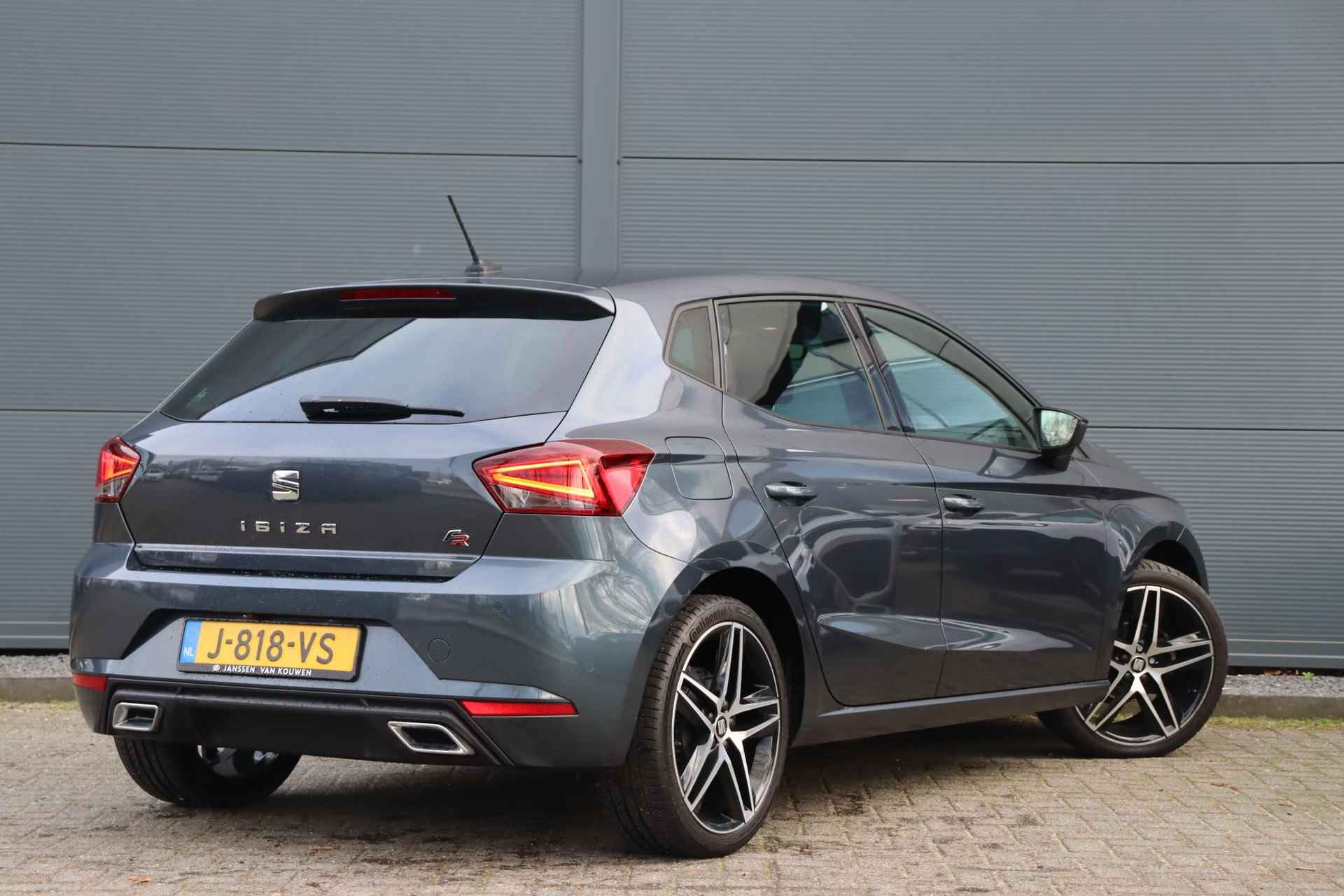 SEAT Ibiza 1.0 TSI FR Business Intense / LED / Virtual Cockpit/ Carplay / Camera - 6/35