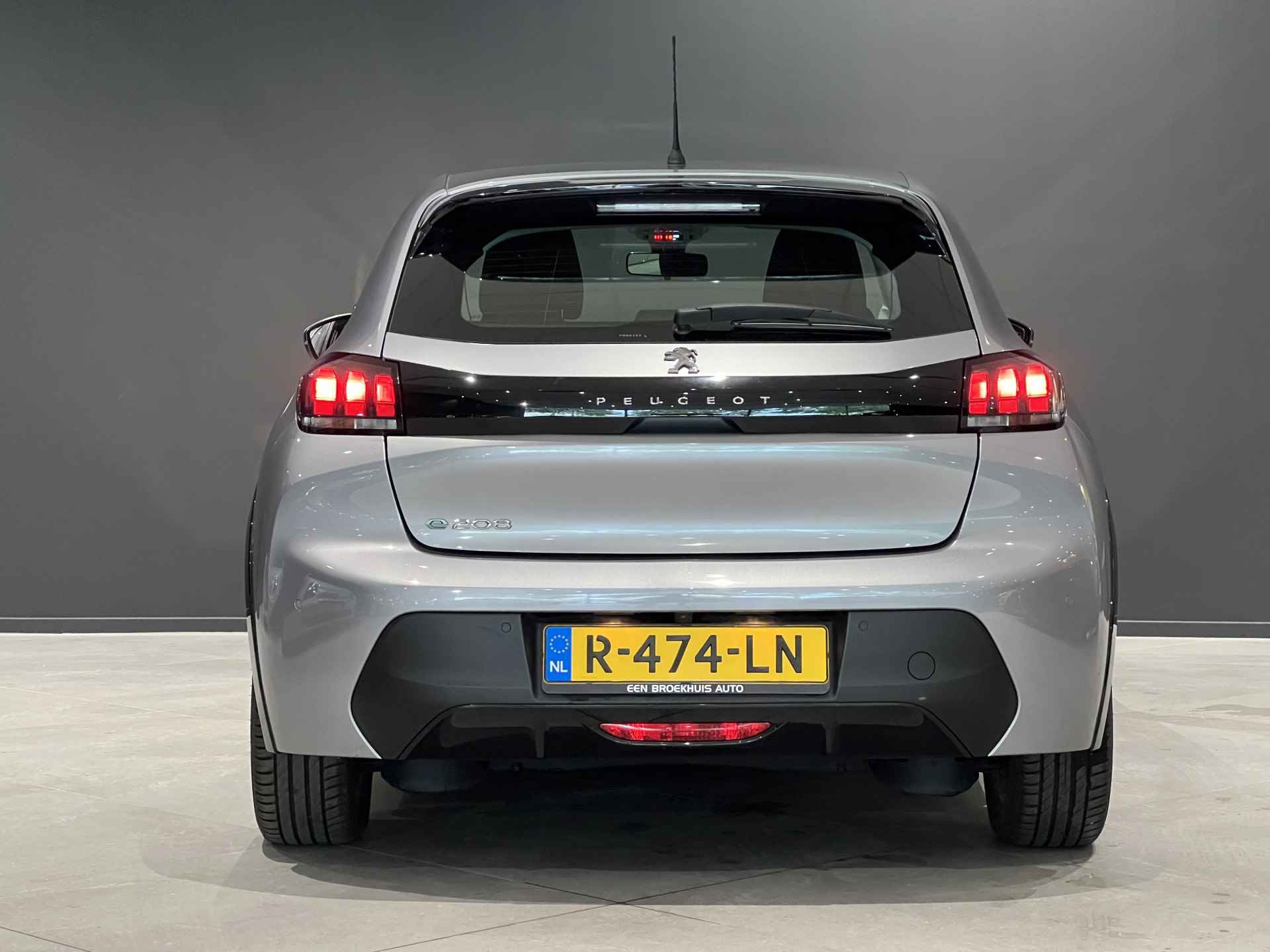 Peugeot e-208 EV Active 50 kWh | Navigatie | Camera | Climate control | Carplay | Sensoren - 9/37