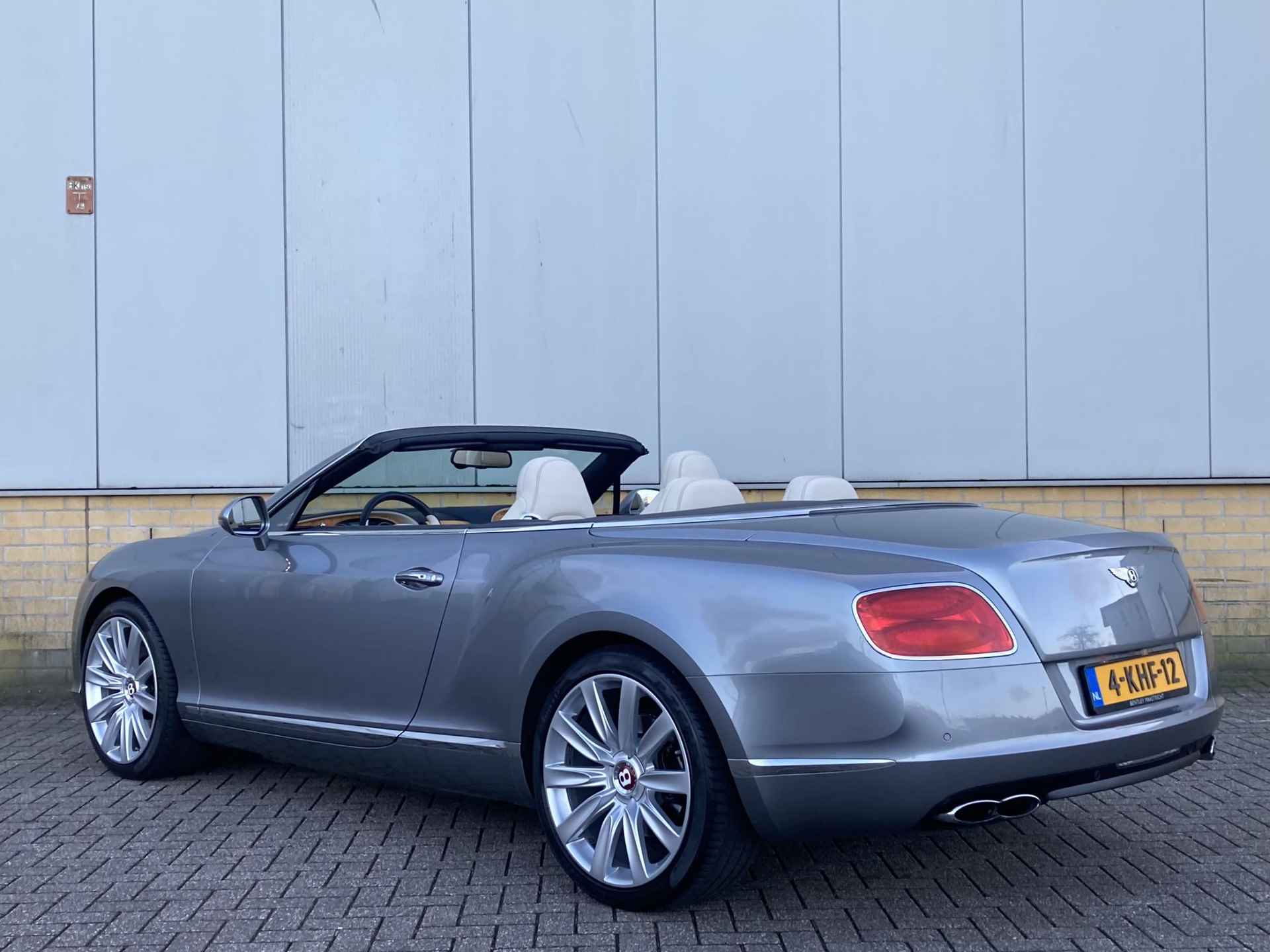 Bentley Continental GTC 4.0 V8 507 pk -windscherm- Dealer Onderhouden - 8/45