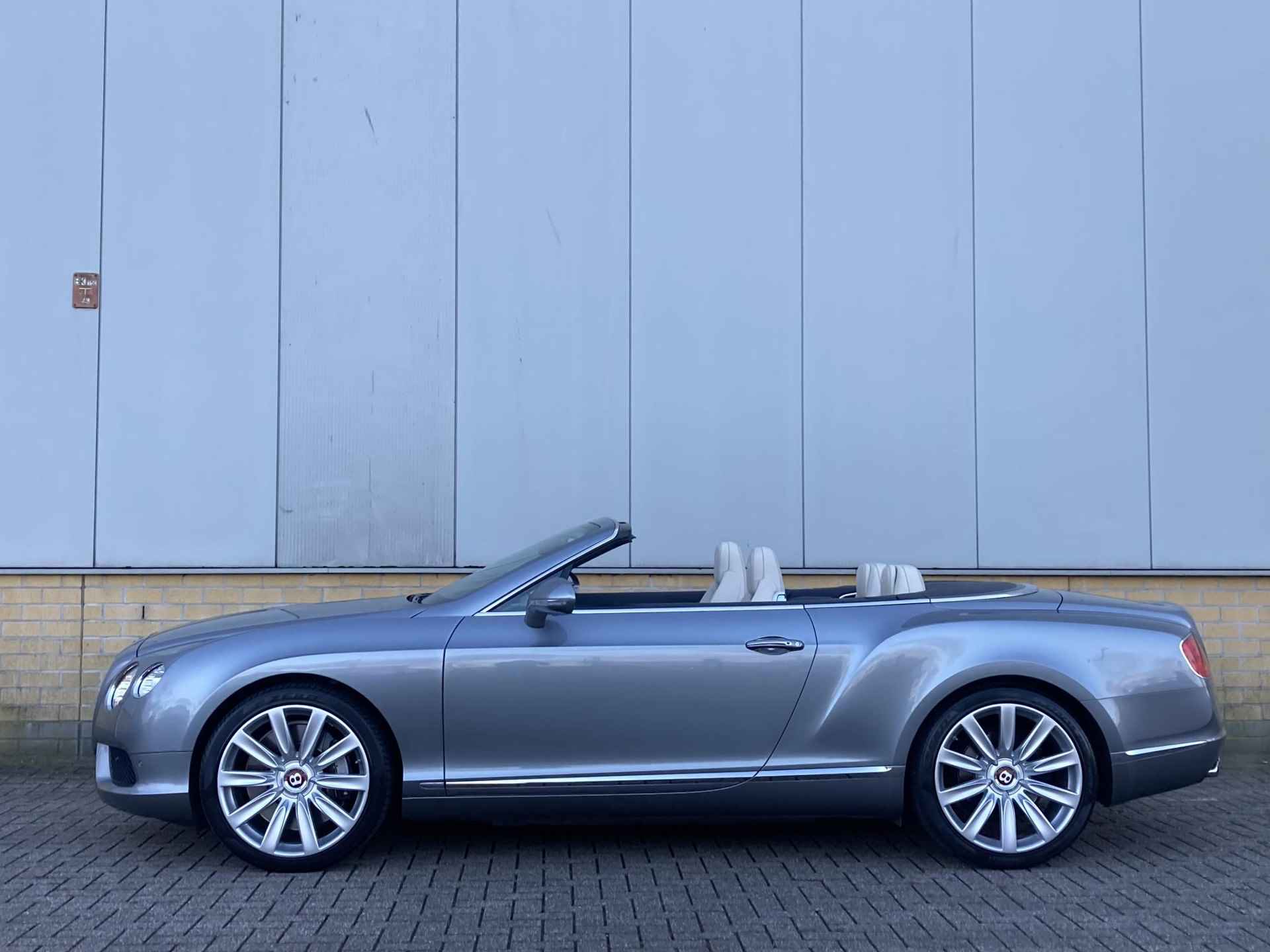 Bentley Continental GTC 4.0 V8 507 pk -windscherm- Dealer Onderhouden - 43/45