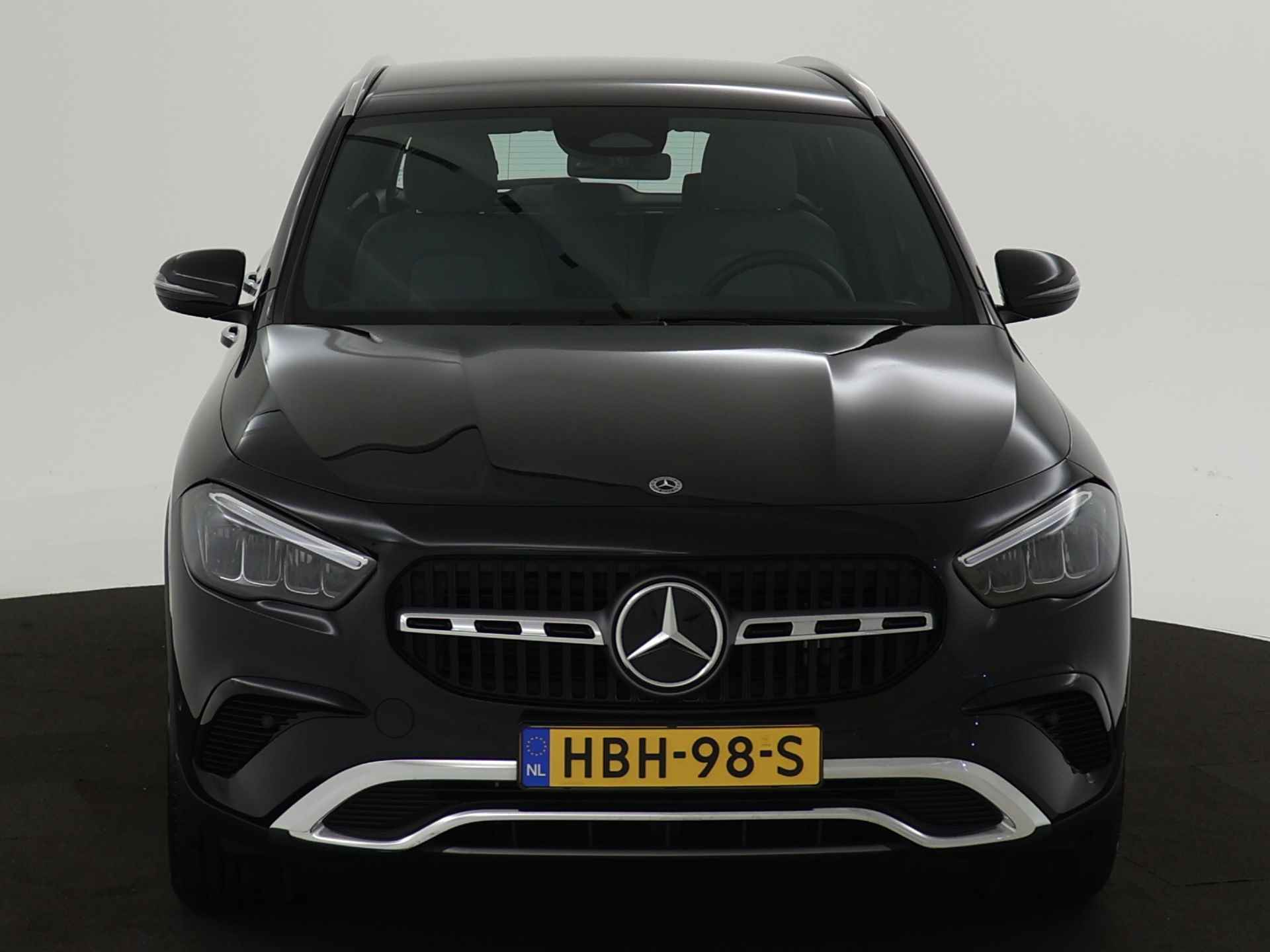 Mercedes-Benz GLA 250 e Face Lift Plug-In Hybride | Dodehoek Assist | Verkeersborden herkenning | Sfeerverlichting | Achteruitrijcamera | Inclusief 24 maanden MB Certified garantie voor Europa. - 27/45