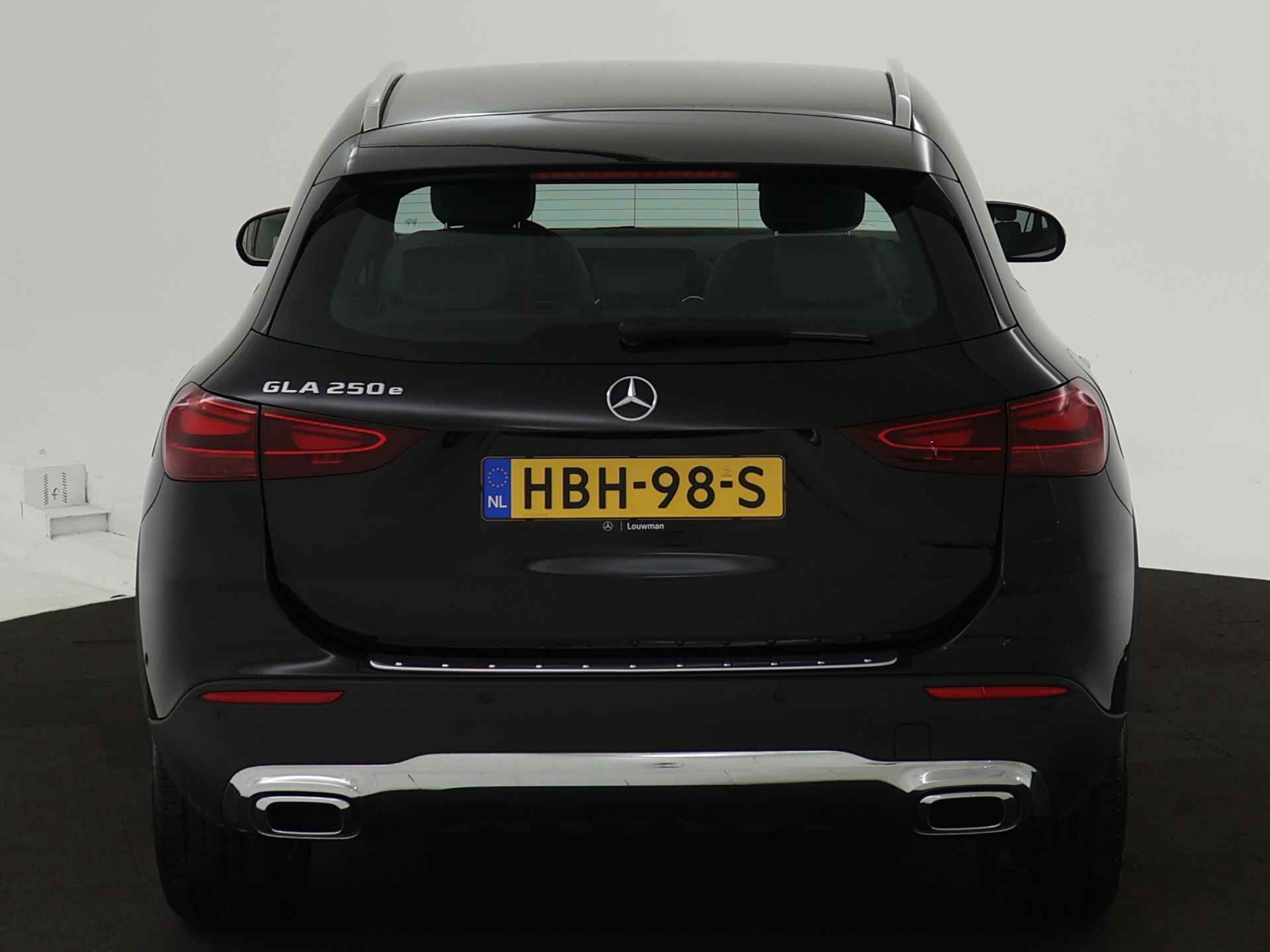 Mercedes-Benz GLA 250 e Face Lift Plug-In Hybride | Dodehoek Assist | Verkeersborden herkenning | Sfeerverlichting | Achteruitrijcamera | Inclusief 24 maanden MB Certified garantie voor Europa. - 29/45