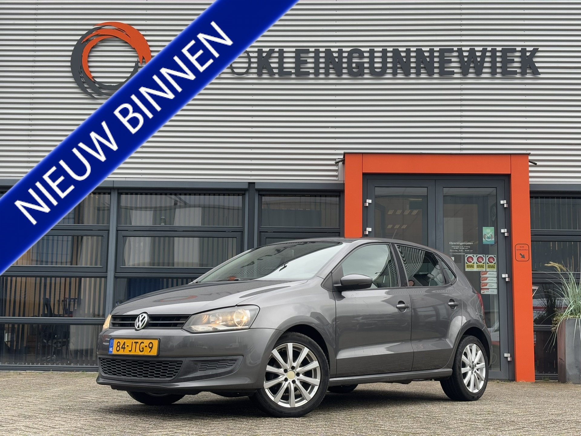 Volkswagen Polo 1.2-12V Comfortline / Nieuwe Distribtieketting / Incl Winterwielenset / NL Auto / Cruise Control / Airco /