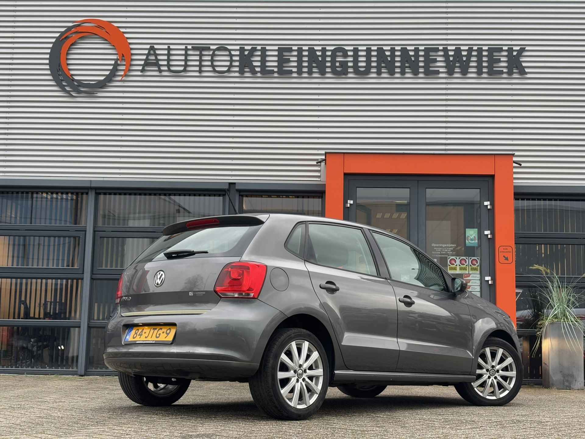 Volkswagen Polo 1.2-12V Comfortline / Nieuwe Distribtieketting / Incl Winterwielenset / NL Auto / Cruise Control / Airco / - 3/26