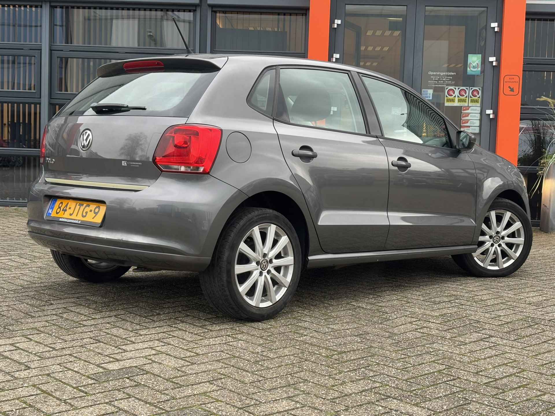 Volkswagen Polo 1.2-12V Comfortline / Nieuwe Distribtieketting / Incl Winterwielenset / NL Auto / Cruise Control / Airco / - 10/26