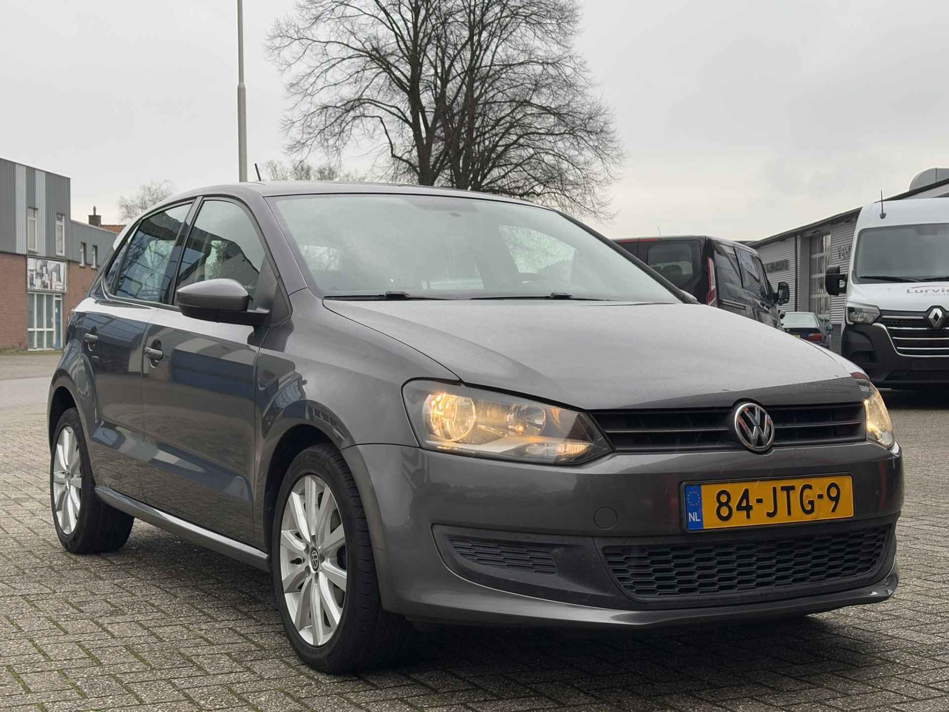 Volkswagen Polo 1.2-12V Comfortline / Nieuwe Distribtieketting / Incl Winterwielenset / NL Auto / Cruise Control / Airco / - 21/26