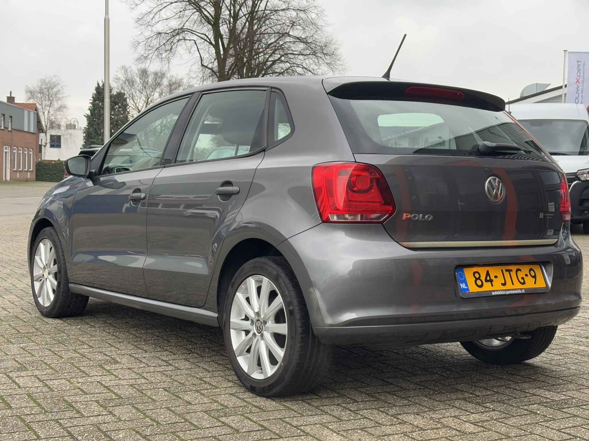 Volkswagen Polo 1.2-12V Comfortline / Nieuwe Distribtieketting / Incl Winterwielenset / NL Auto / Cruise Control / Airco / - 22/26