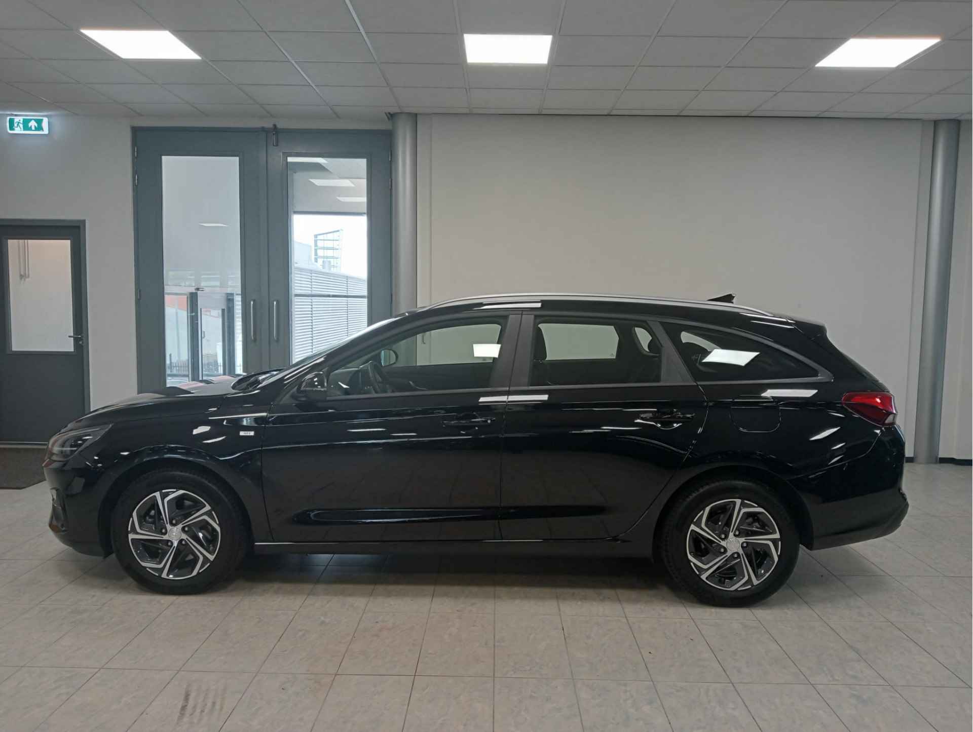 Hyundai i30 Wagon 1.0 T-GDi MHEV Comfort Smart - 3/34