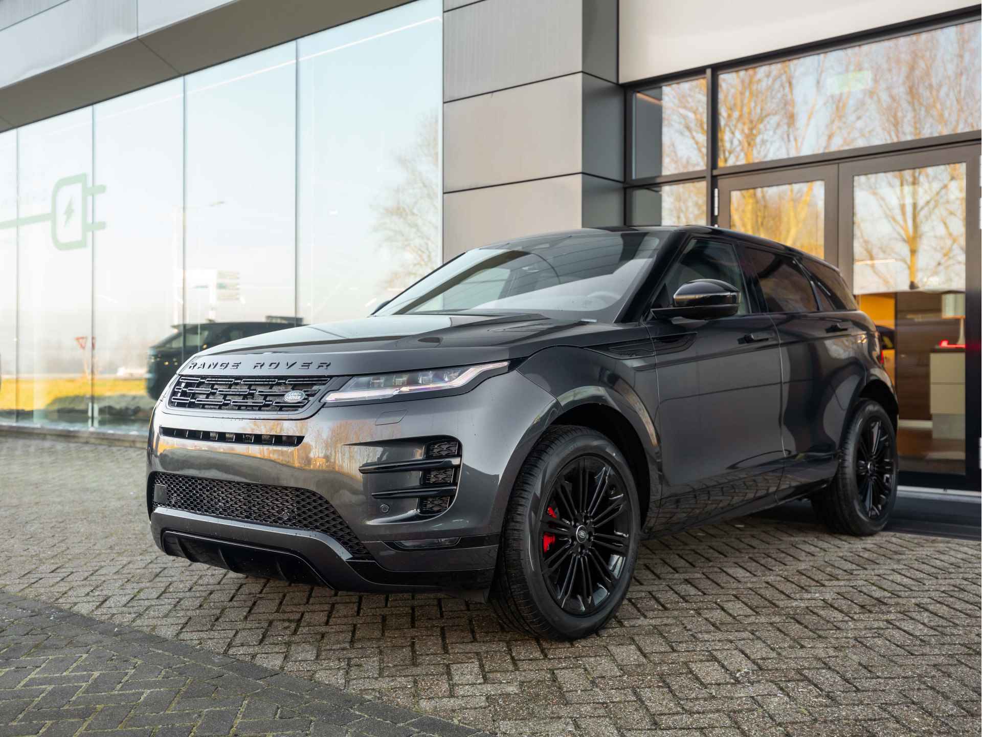 Land Rover Range Rover Evoque 1.5 P270e PHEV Dynamic SE Edition | Configurable Dynamics | PIXEL-LED | Meridian Surround | Cold Climate Pack - 8/56