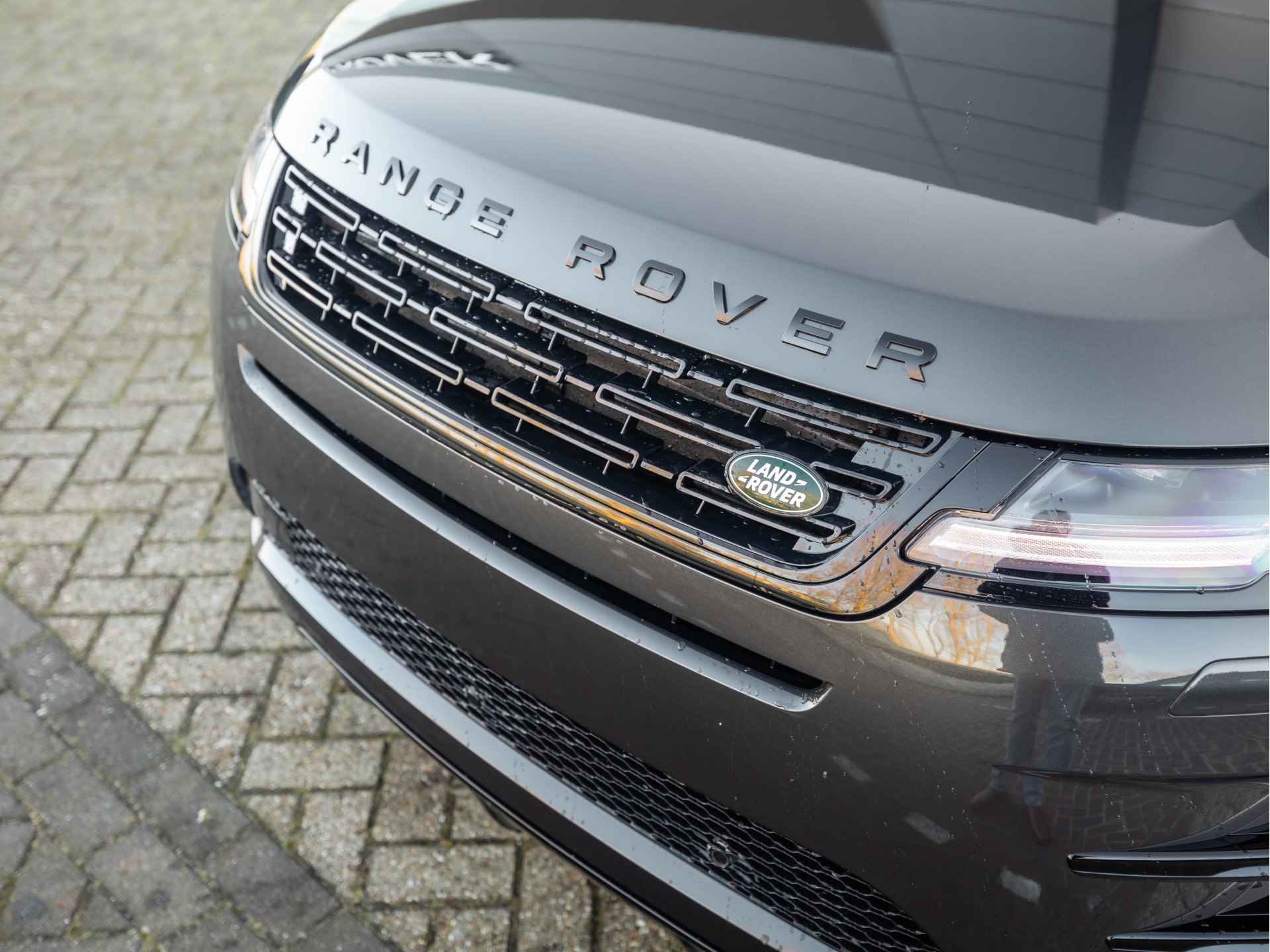 Land Rover Range Rover Evoque 1.5 P270e PHEV Dynamic SE Edition | Configurable Dynamics | PIXEL-LED | Meridian Surround | Cold Climate Pack - 13/56