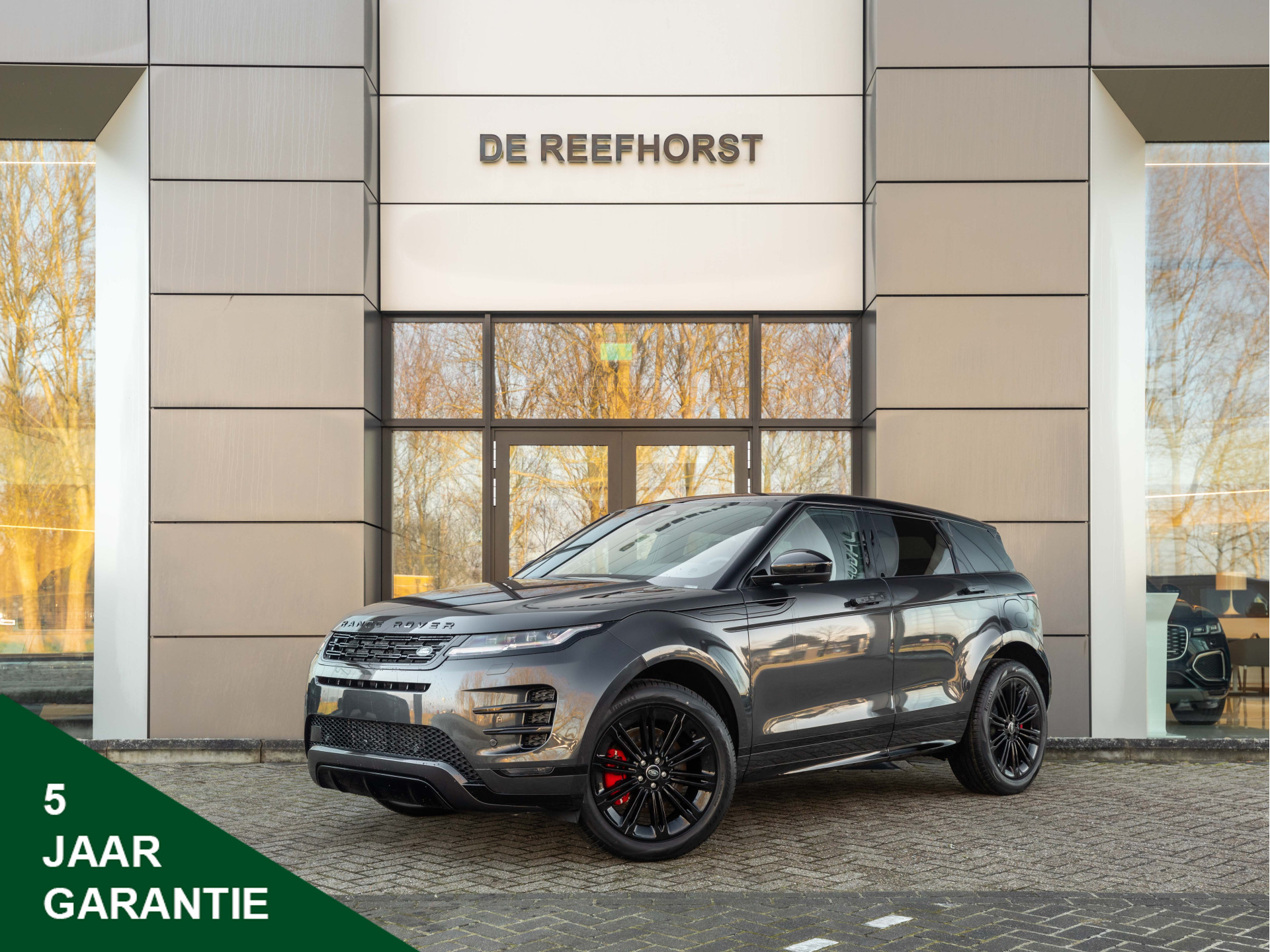 Land Rover Range Rover Evoque 1.5 P270e PHEV Dynamic SE Edition | Configurable Dynamics | PIXEL-LED | Meridian Surround | Cold Climate Pack