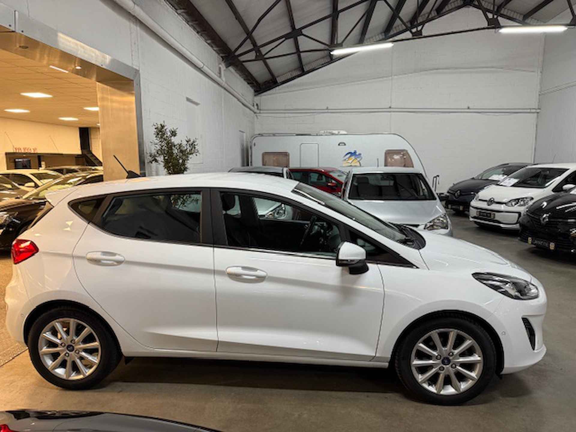 FORD Fiesta 1.0 EcoBoost 100pk 5dr Titanium / ECC / NAVI / CAMERA - 8/15