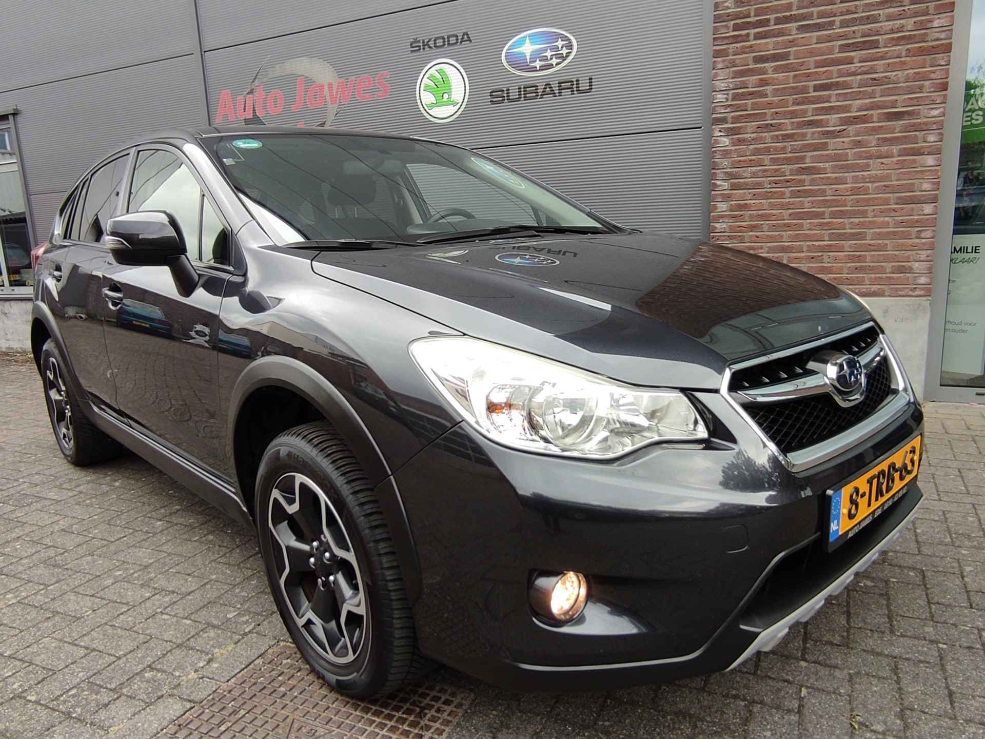 Subaru XV 2.0i Luxury AWD Afn.trekhaak - Allseason banden - Pioneer Navigatie - Achteruitrijcamera - Stoelverwarming - 13/33