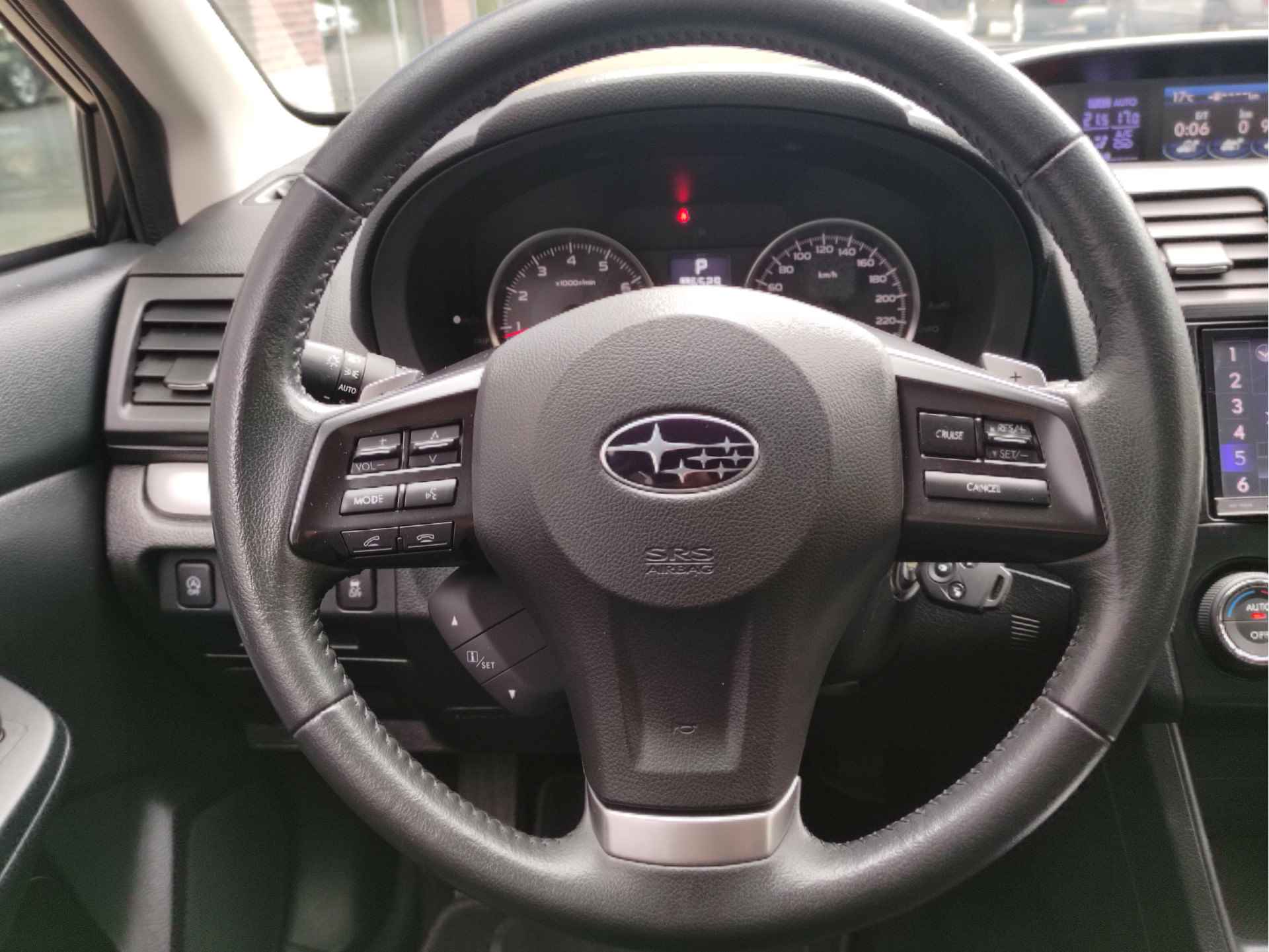 Subaru XV 2.0i Luxury AWD Afn.trekhaak - Allseason banden - Pioneer Navigatie - Achteruitrijcamera - Stoelverwarming - 16/33