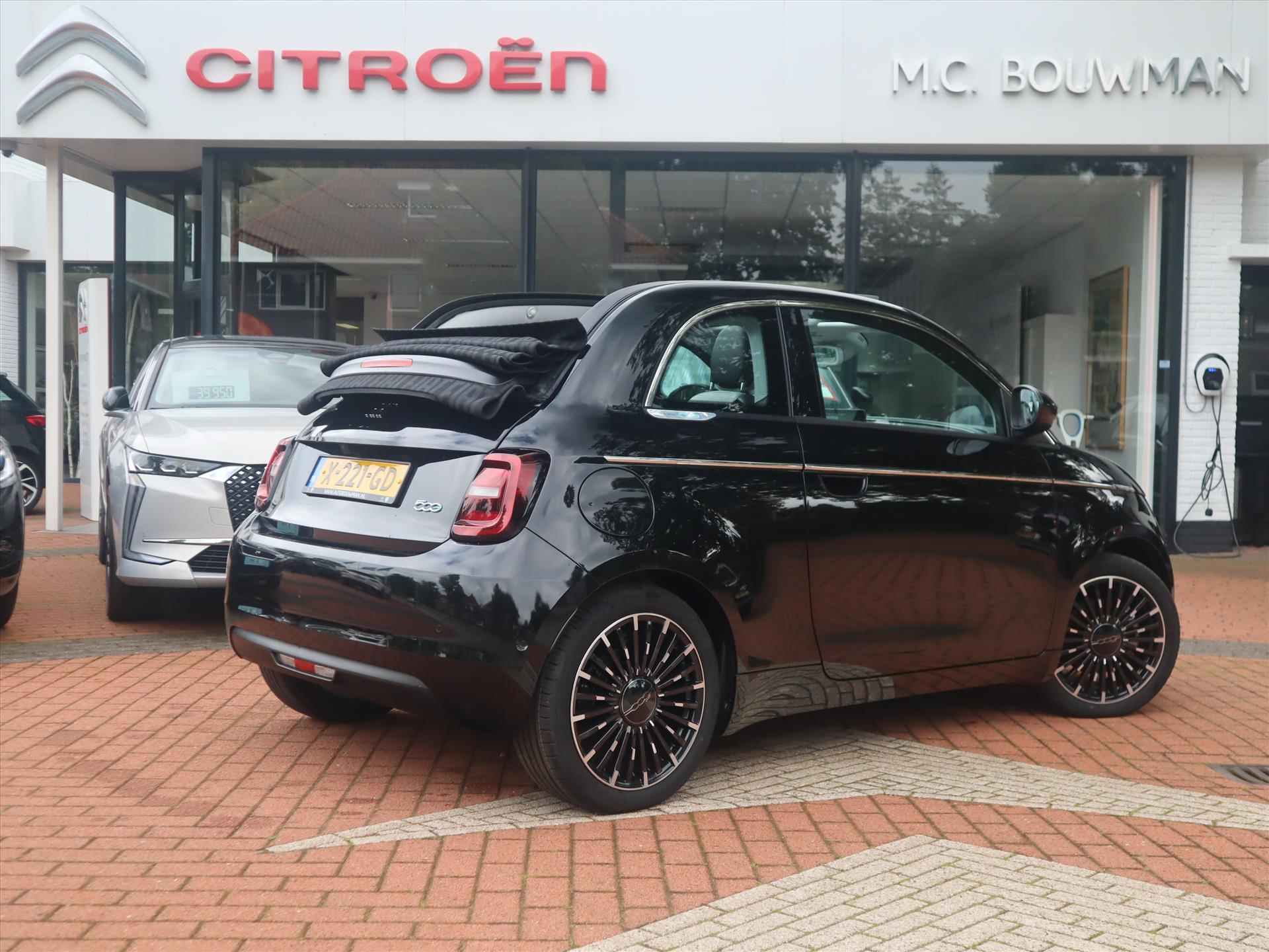 FIAT 500C Cabrio 42kWh 118PK Automaat La Prima NIEUW, Rijklaarprijs | Navigatie | Camera | Apple Carplay | Adaptieve Cruise Control - 5/73