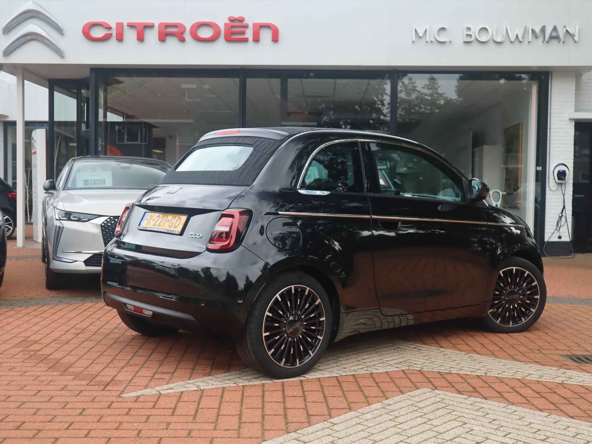 FIAT 500C Cabrio 42kWh 118PK Automaat La Prima NIEUW, Rijklaarprijs | Navigatie | Camera | Apple Carplay | Adaptieve Cruise Control - 6/73