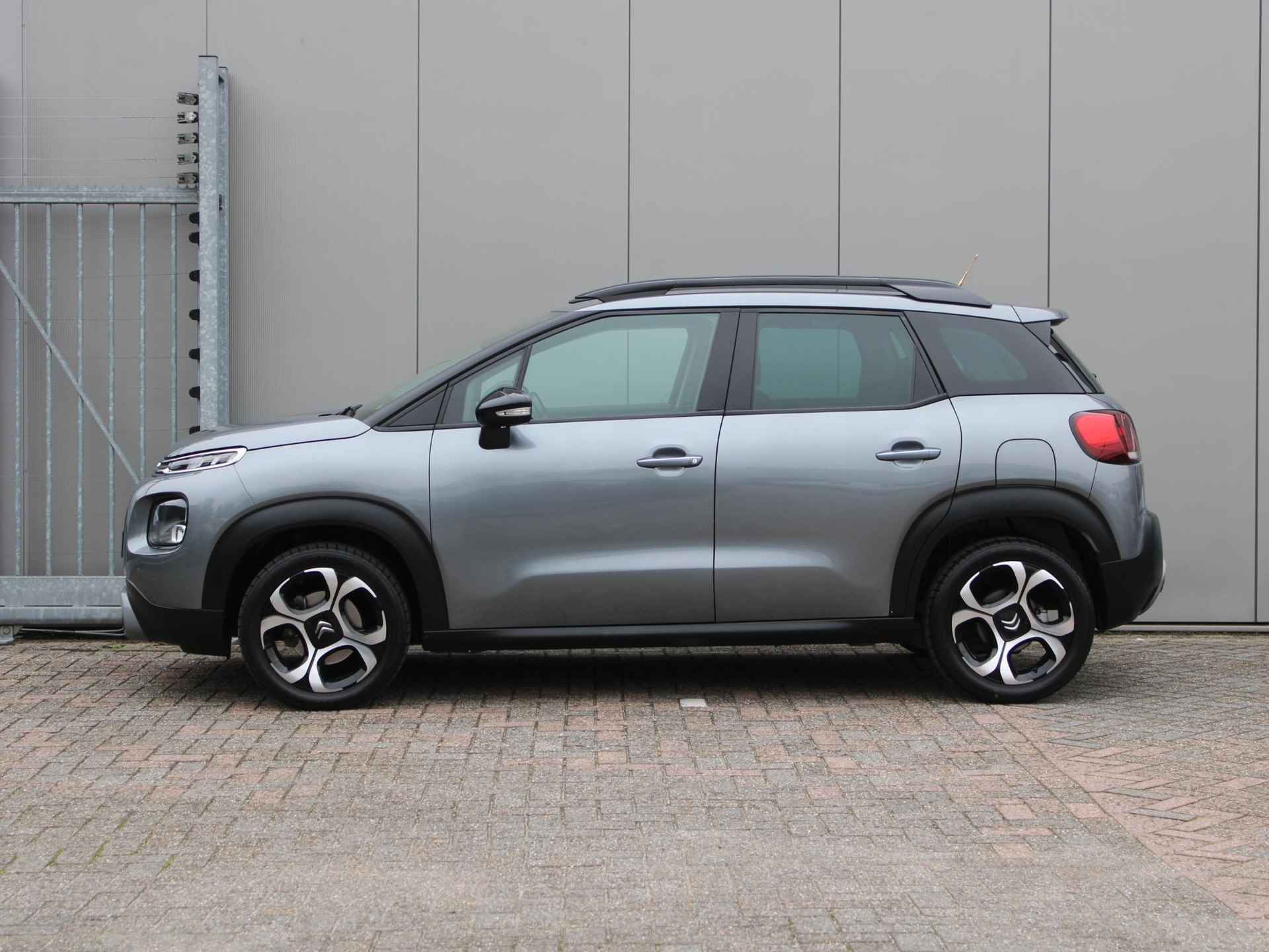 Citroen C3 Aircross 1.2 PureTech Shine | Navi / Climate / Cruise - 12/25