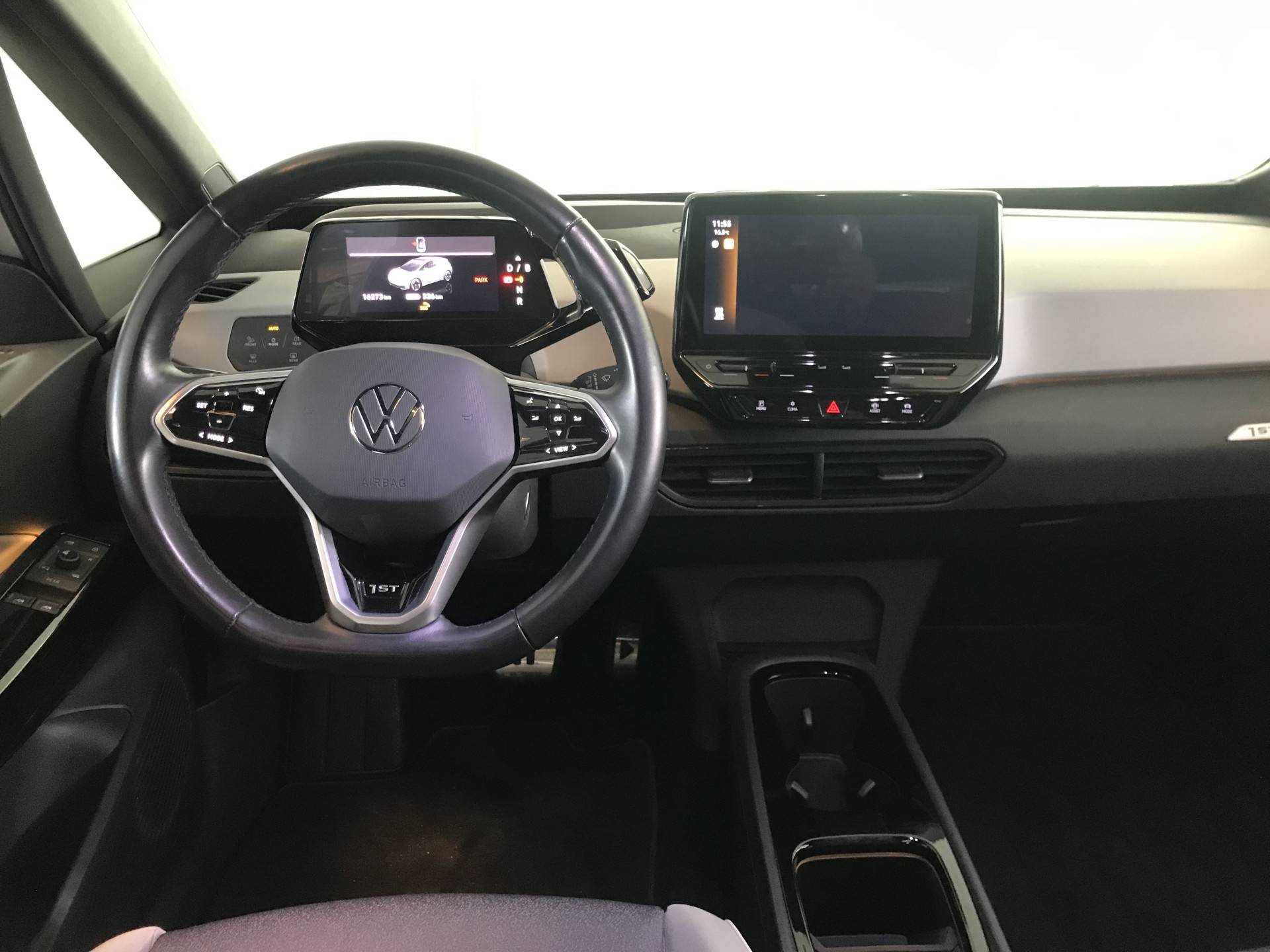 Volkswagen ID.3 First Max 58 kWh | Automaat | Panoramadak | Apple-carplay | Prijs inclusief btw | - 12/36