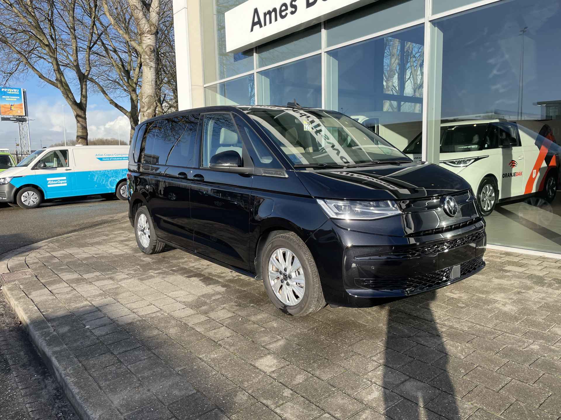 Volkswagen Multivan 1.4 eHybrid 218PK L1H1 Life | 7 Zitplaatsen | IQ Light | Elektrische achterklep - 3/39