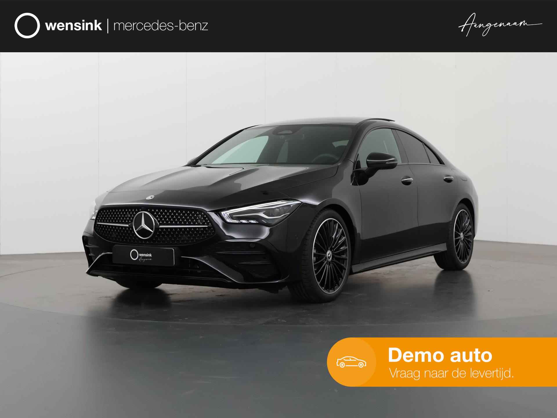 Mercedes-Benz CLA-klasse 180 AMG Line | Night Pakket | Panoramadak | Sfeerverlichting | Stoelverwarming | Parkeercamera | - 1/33