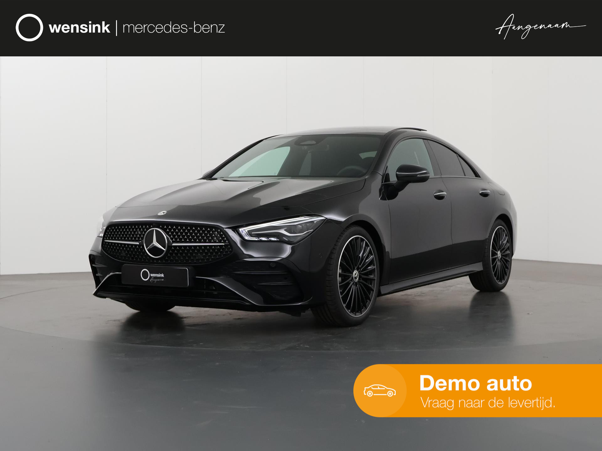 Mercedes-Benz CLA-klasse 180 AMG Line | Night Pakket | Panoramadak | Sfeerverlichting | Stoelverwarming | Parkeercamera | bij viaBOVAG.nl