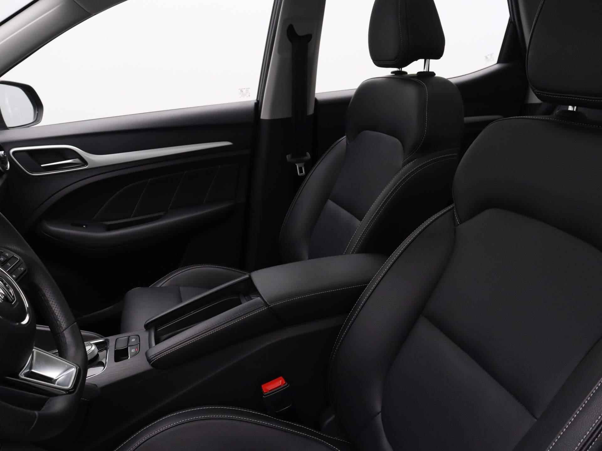 MG ZS EV Luxury 45 kWh | Navigatie | Leder | Panoramadak | Camera - 11/26