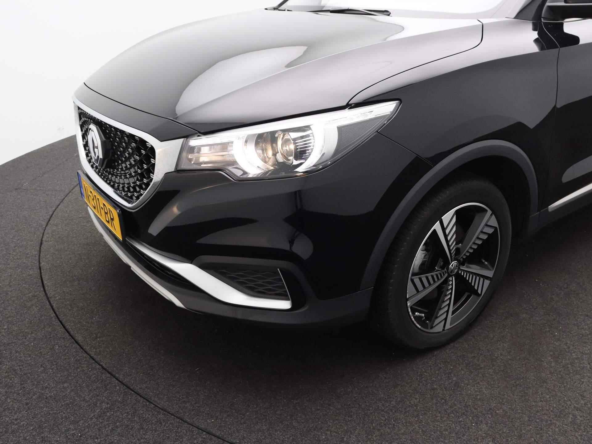 MG ZS EV Luxury 45 kWh | Navigatie | Leder | Panoramadak | Camera - 14/26